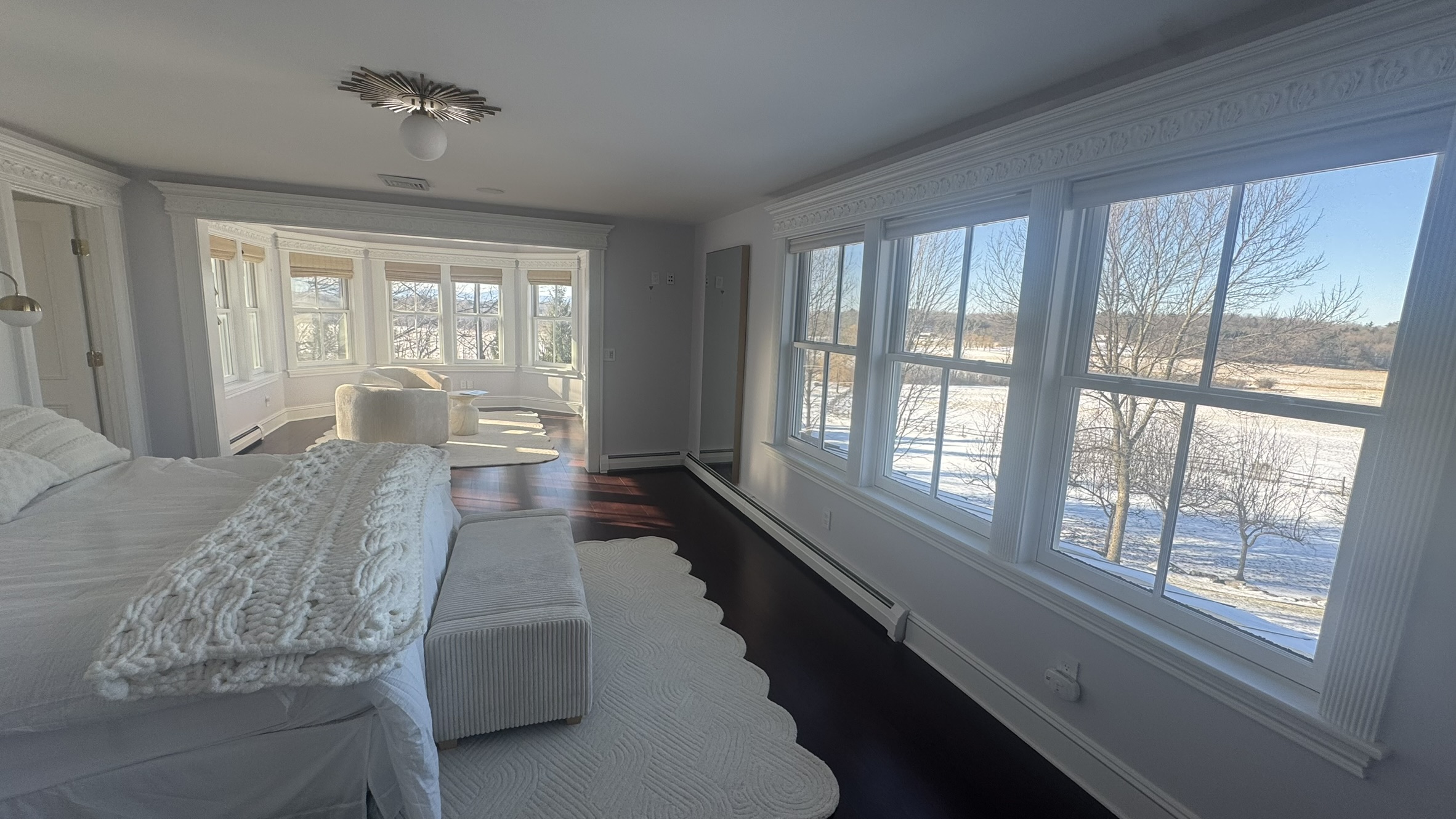 Monarch Manor - Image 5