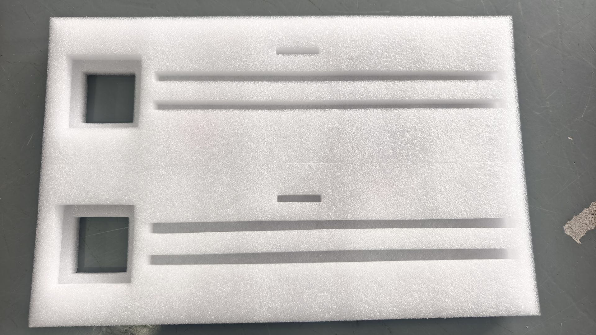 Multi-Slot Panel