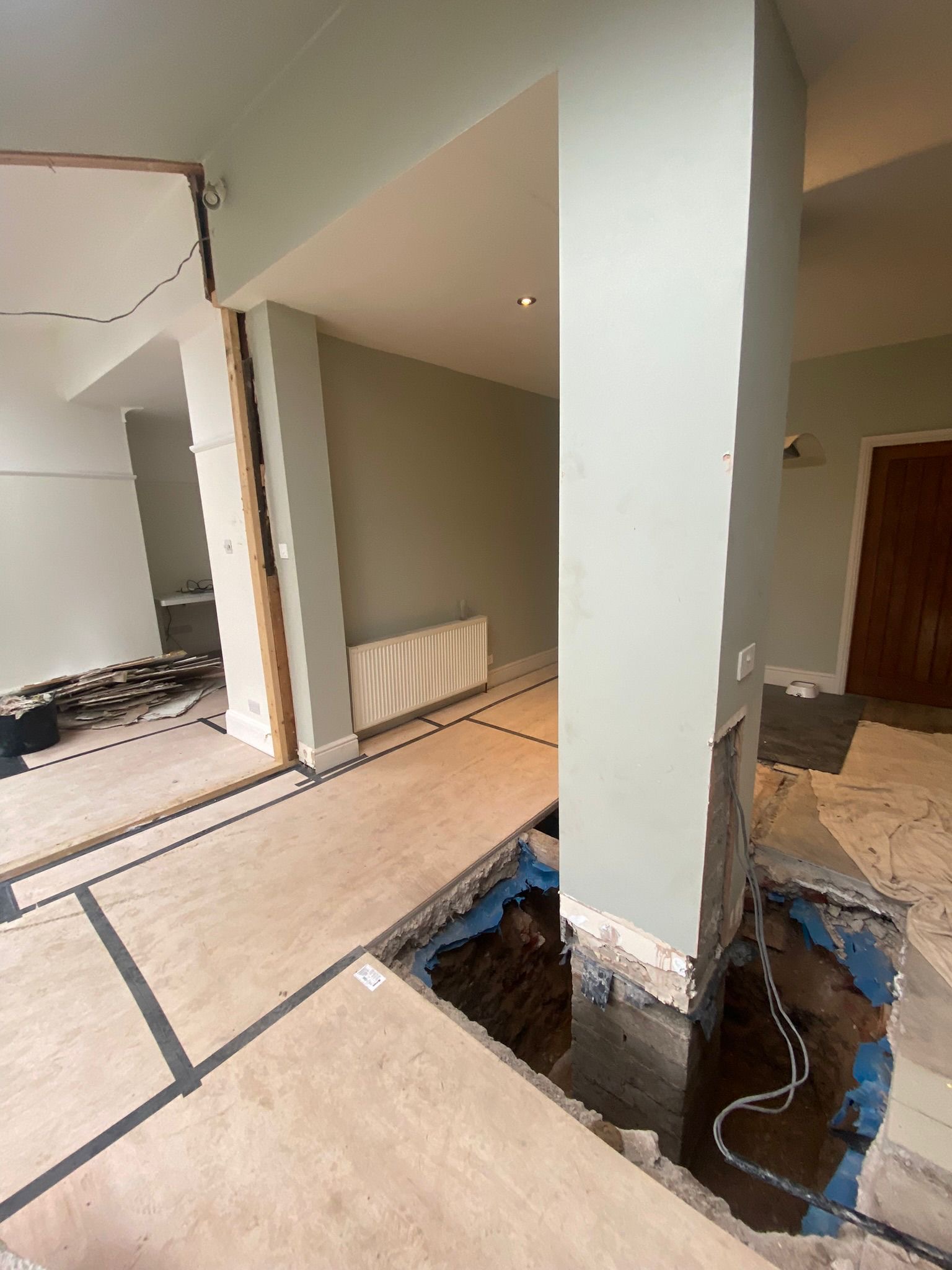 Foundation and floor structure work