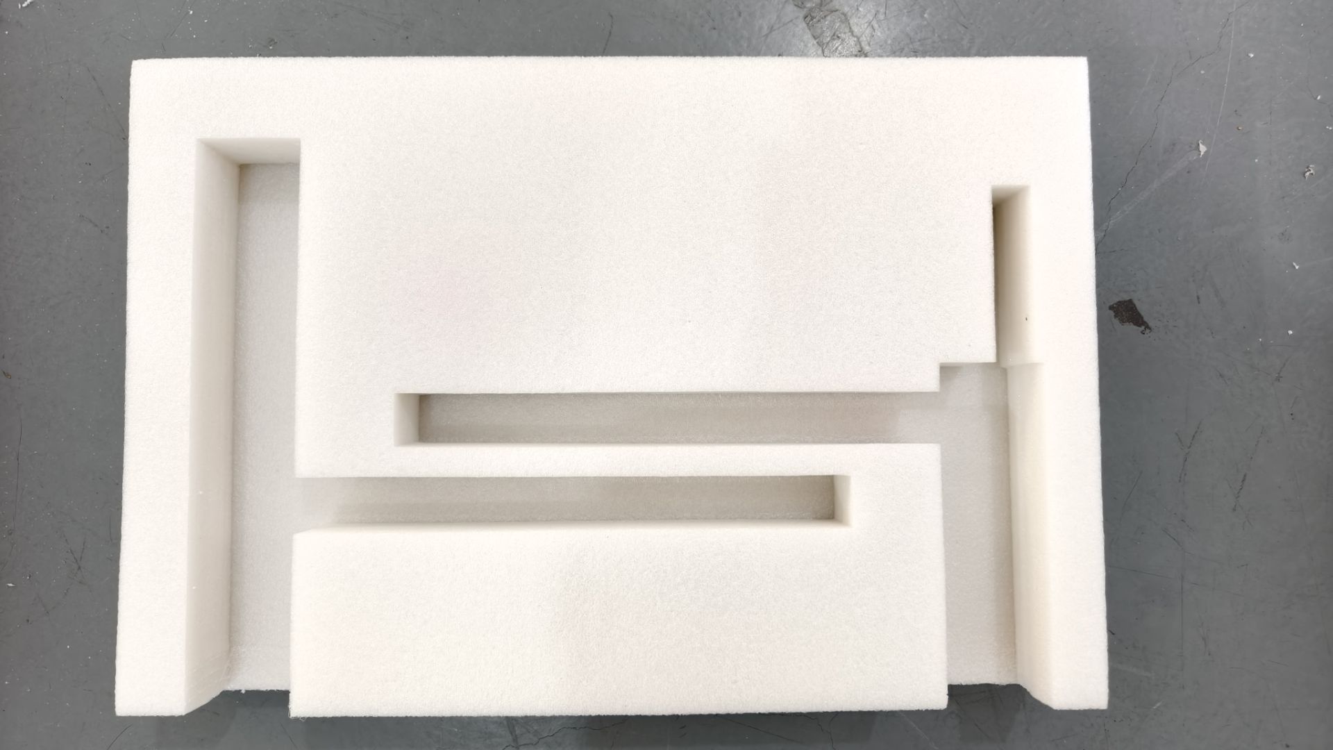 E-Shape Protective Insert