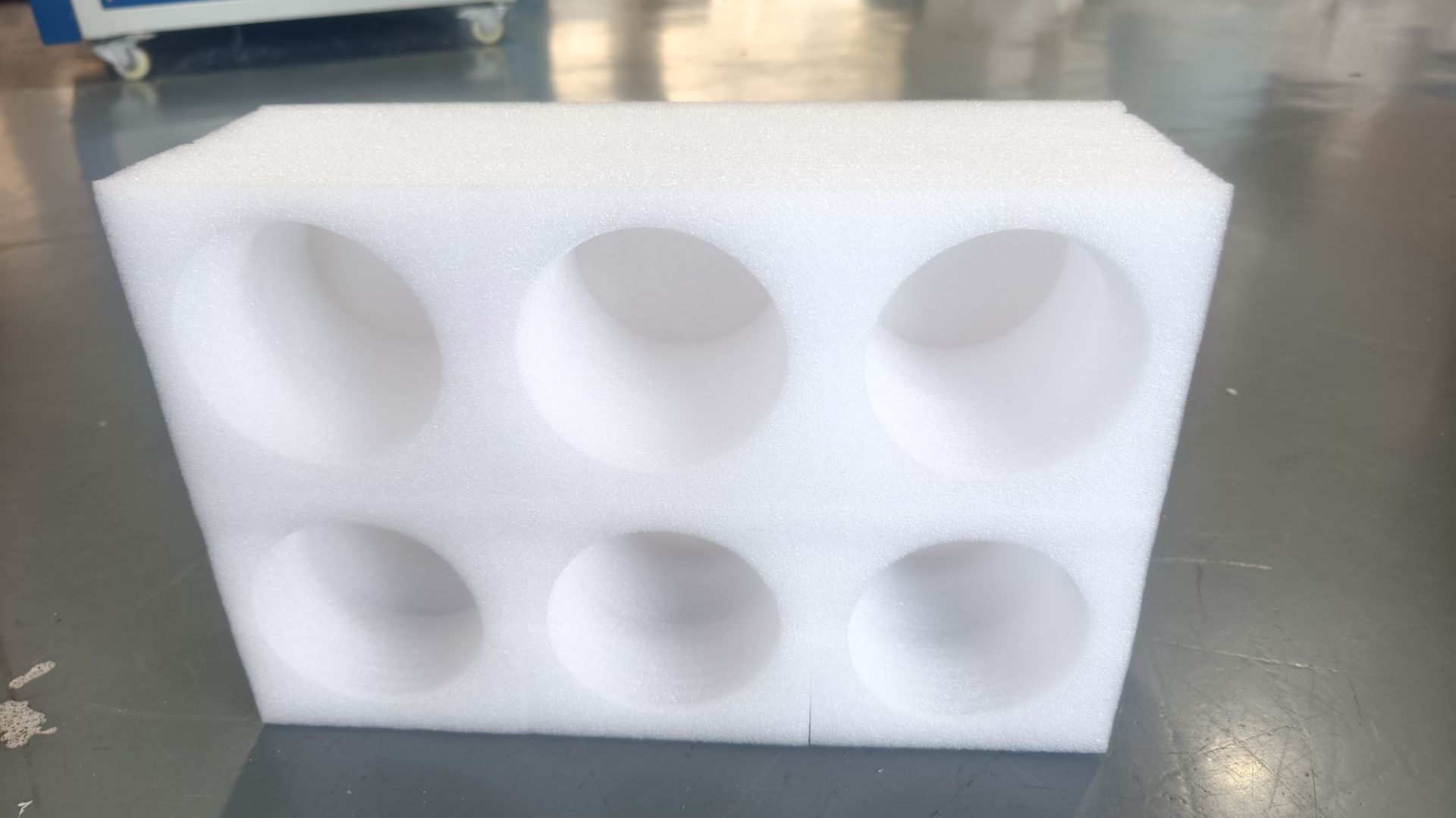 6-Hole Round Insert
