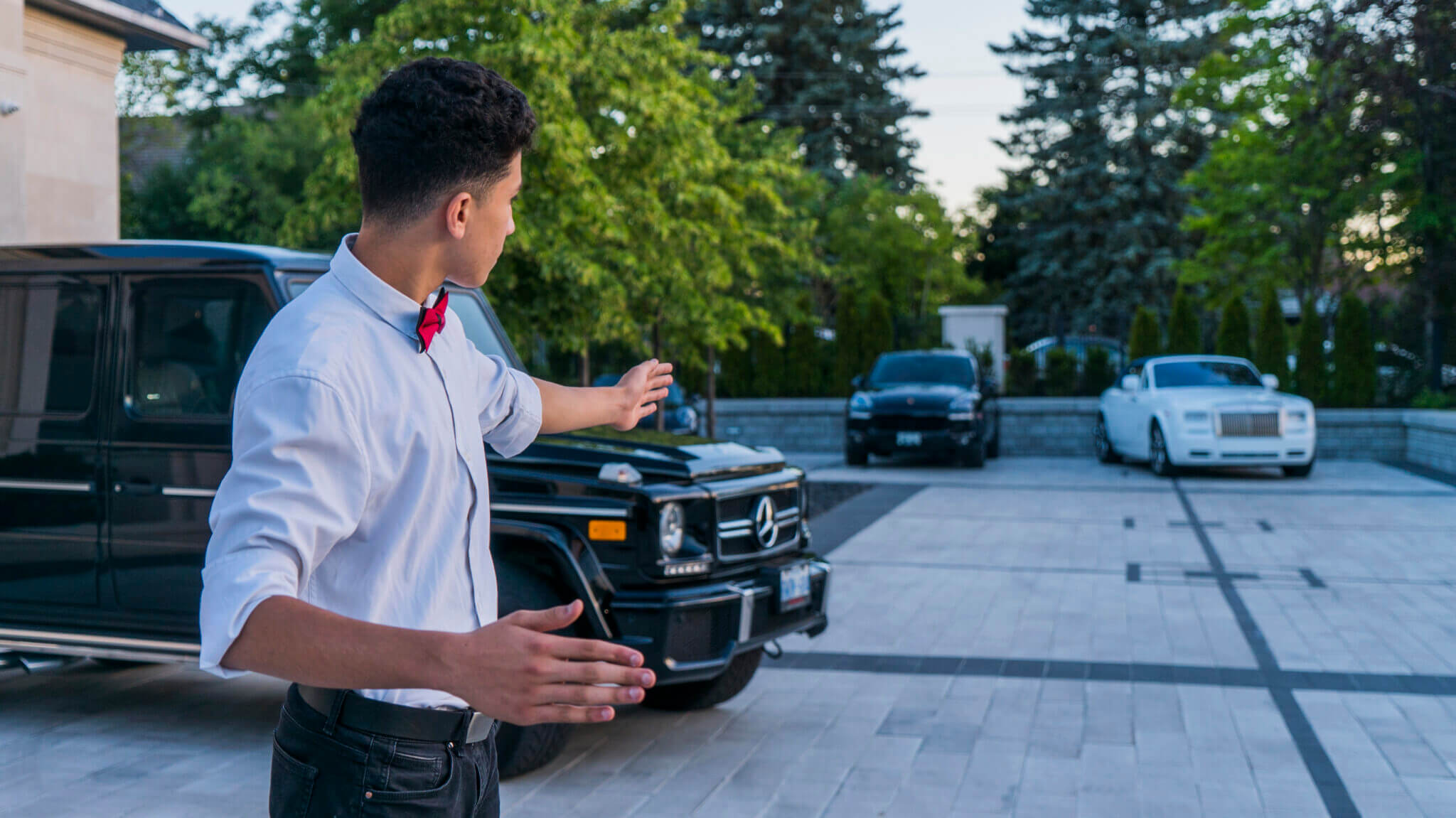 Directional Valet