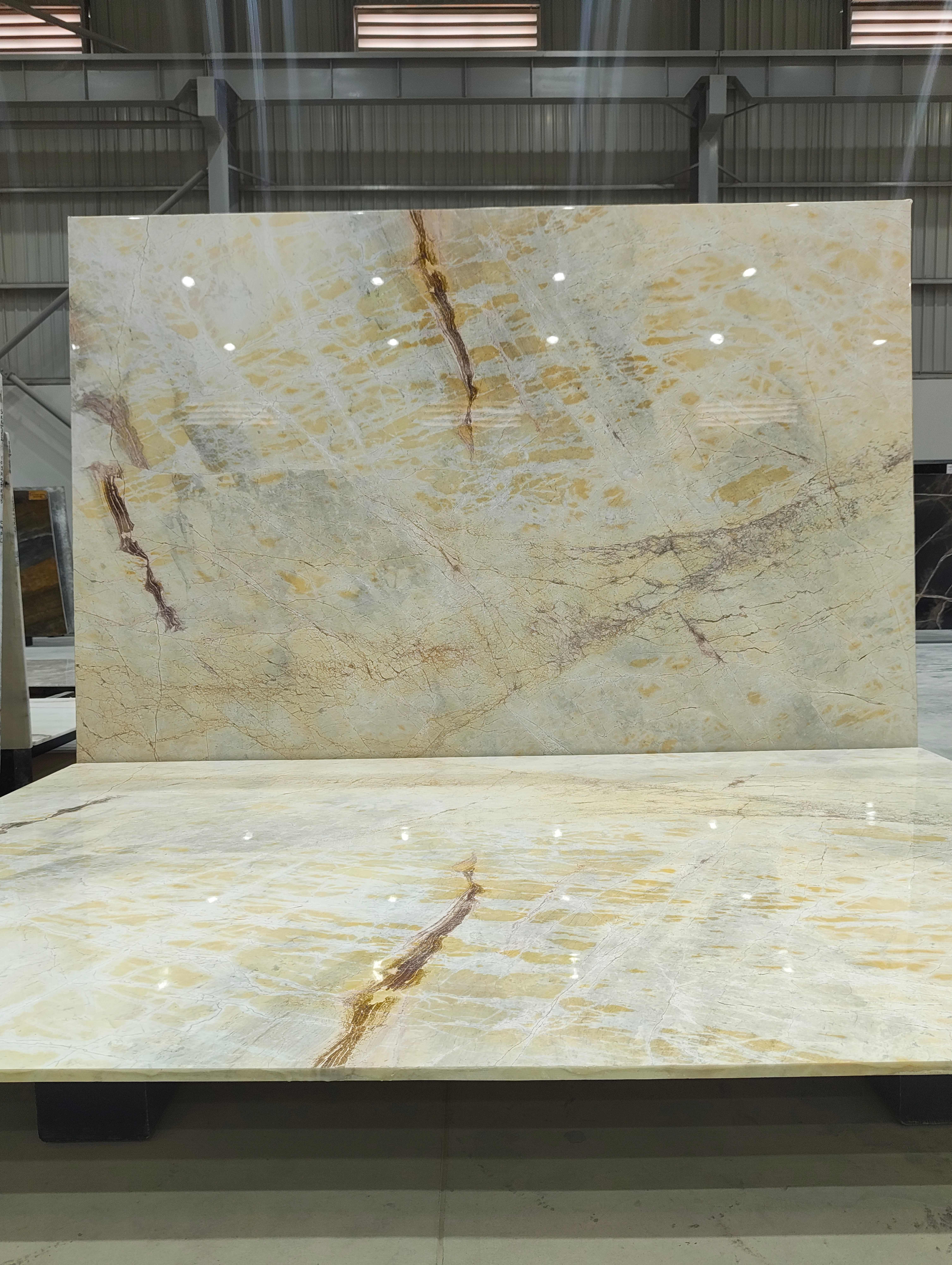 Albino Gold full lot view