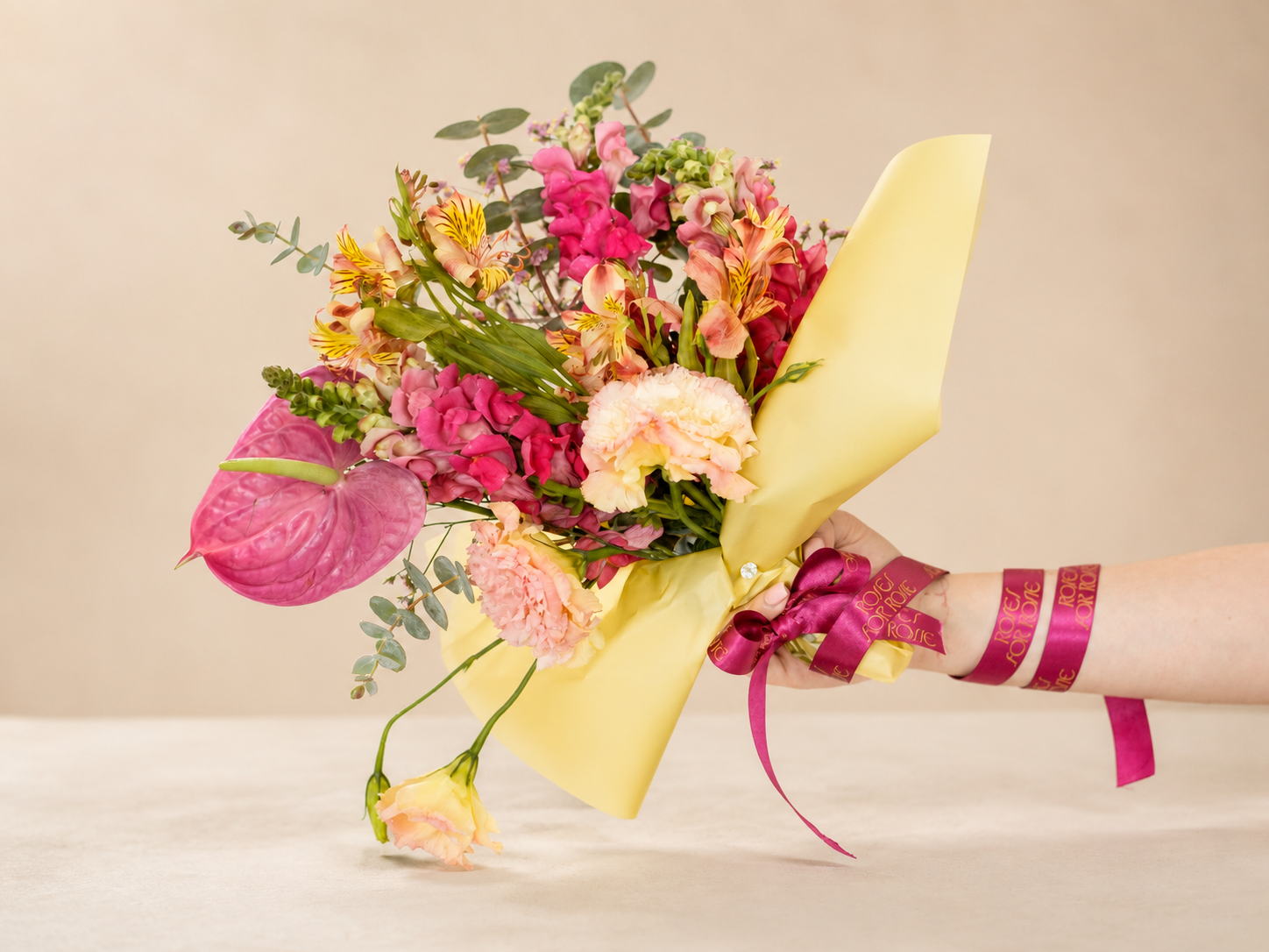 Amor Bonito - Arreglo floral de Roses for Rosie para entrega en Toluca y Metepec
