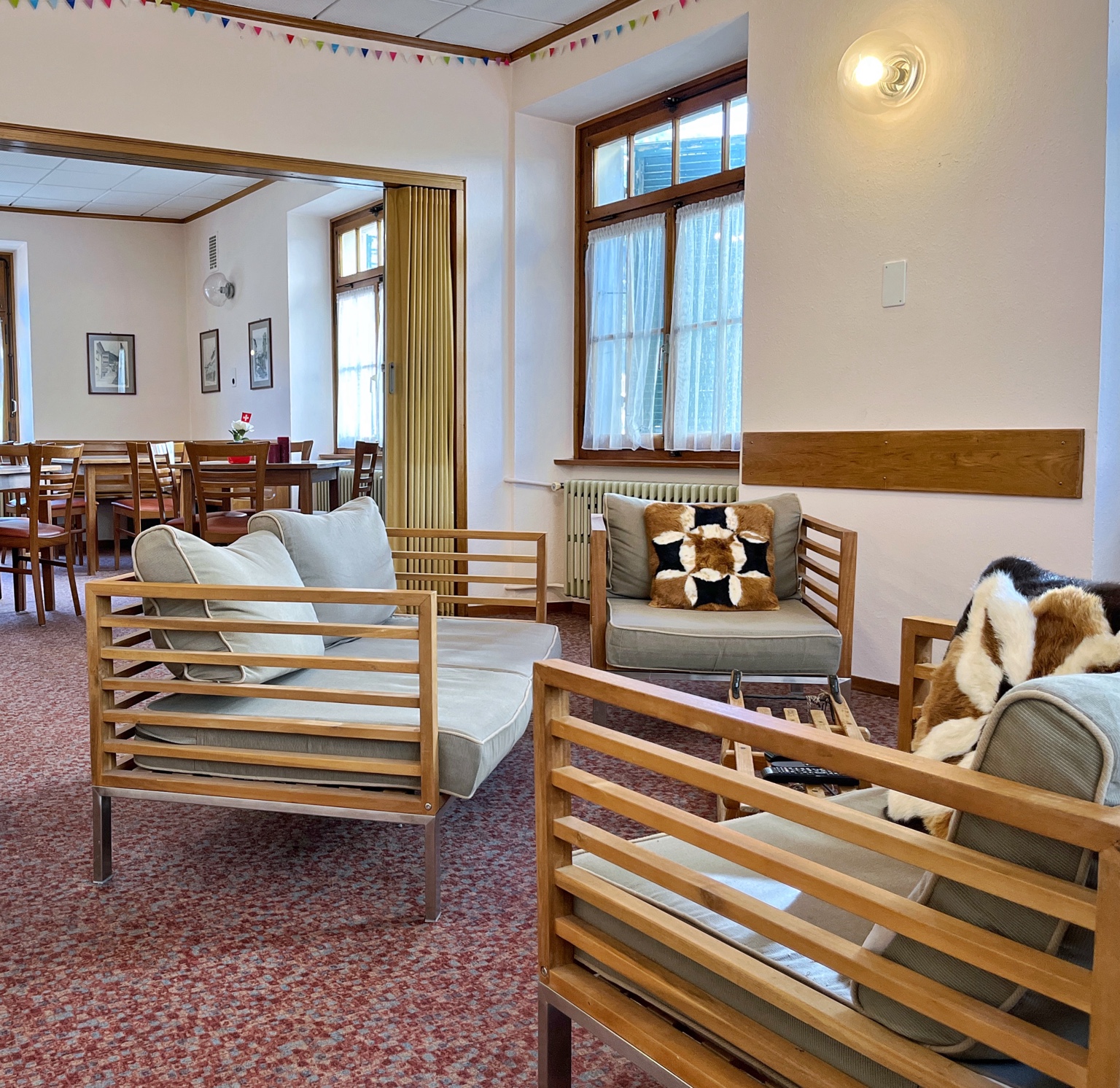 Sala comune con divani