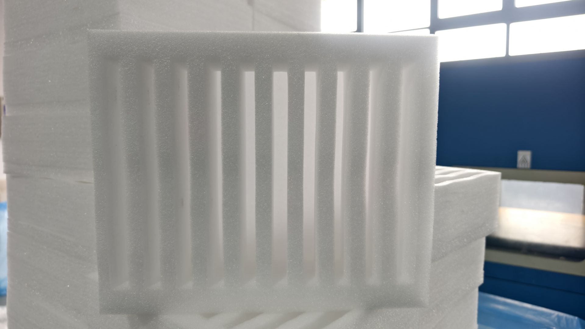 Slotted Divider Block