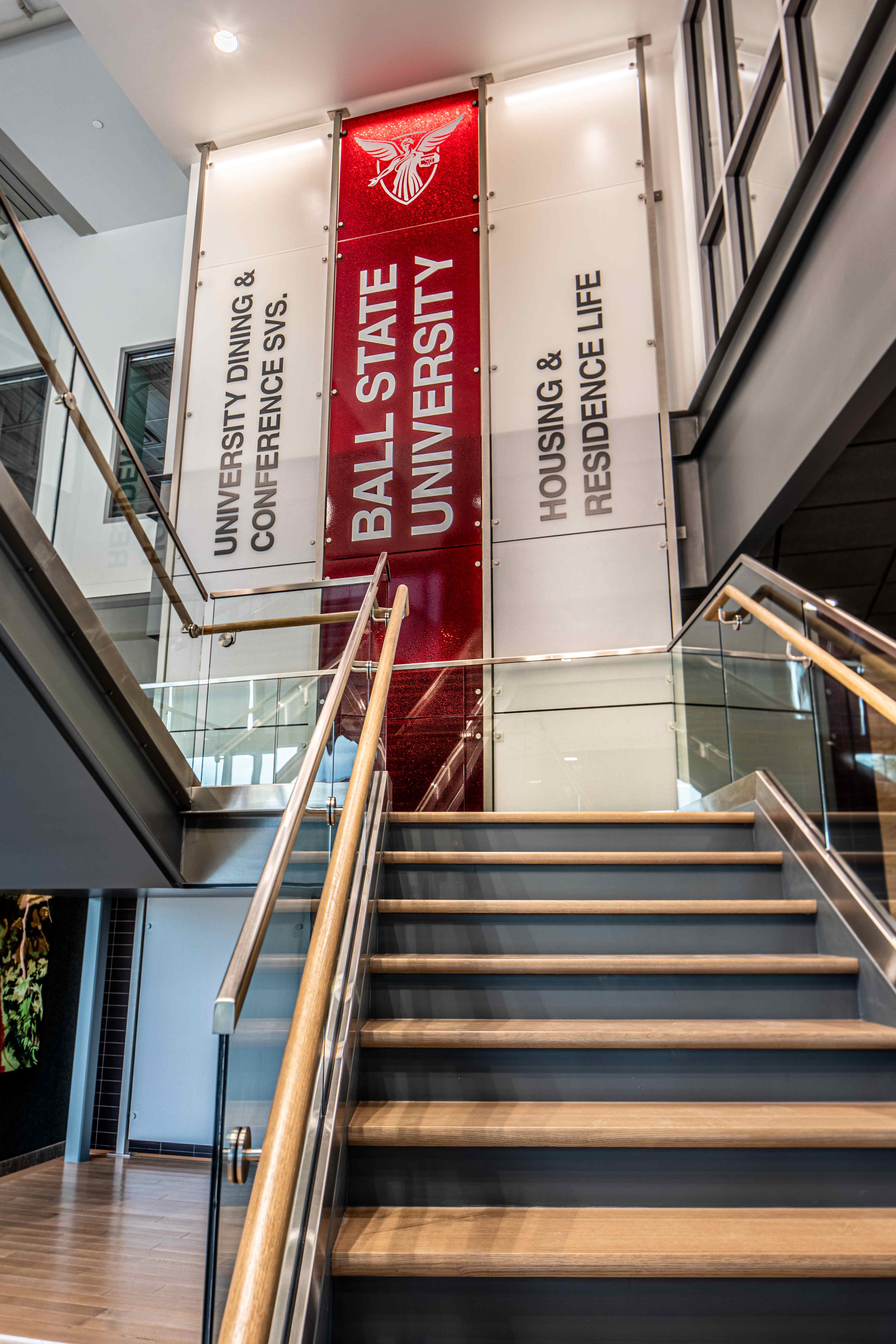 Ball State University — Structural Glass Stair, Stair Tread Detail