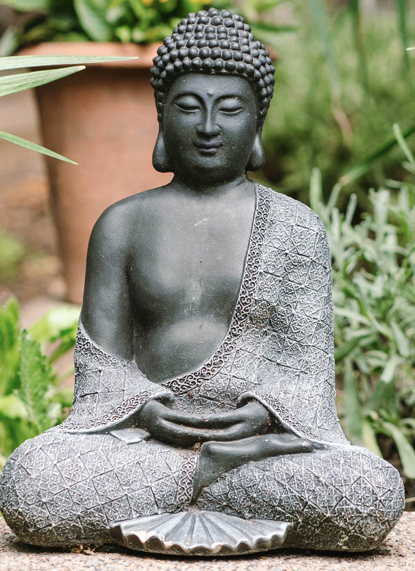 Buddha Statue im Garten