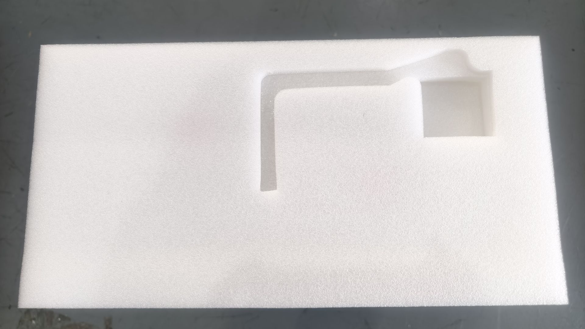 L-Shaped Insert
