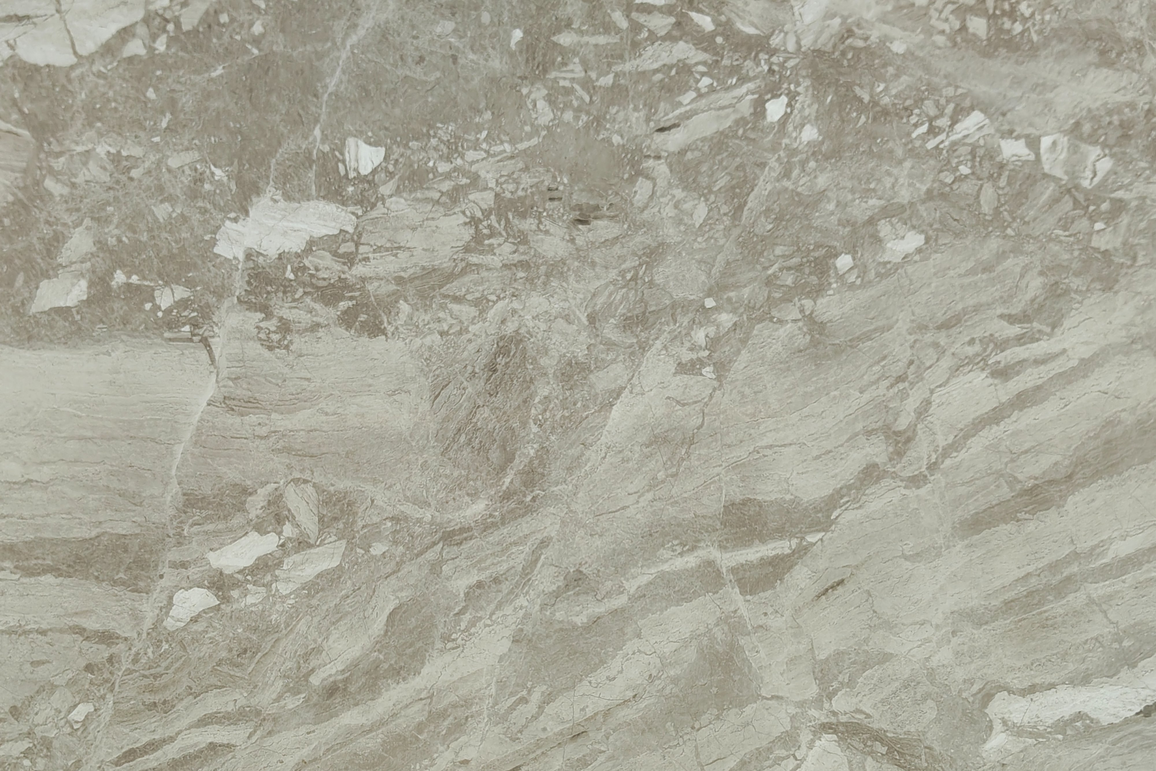 Camouflage marble slab in the Beautiful Beige collection