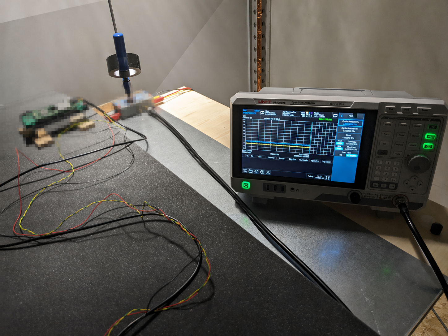 EMV Halle mieten - Spektrumanalysator für Pre-Compliance-Tests in Meine bei Braunschweig