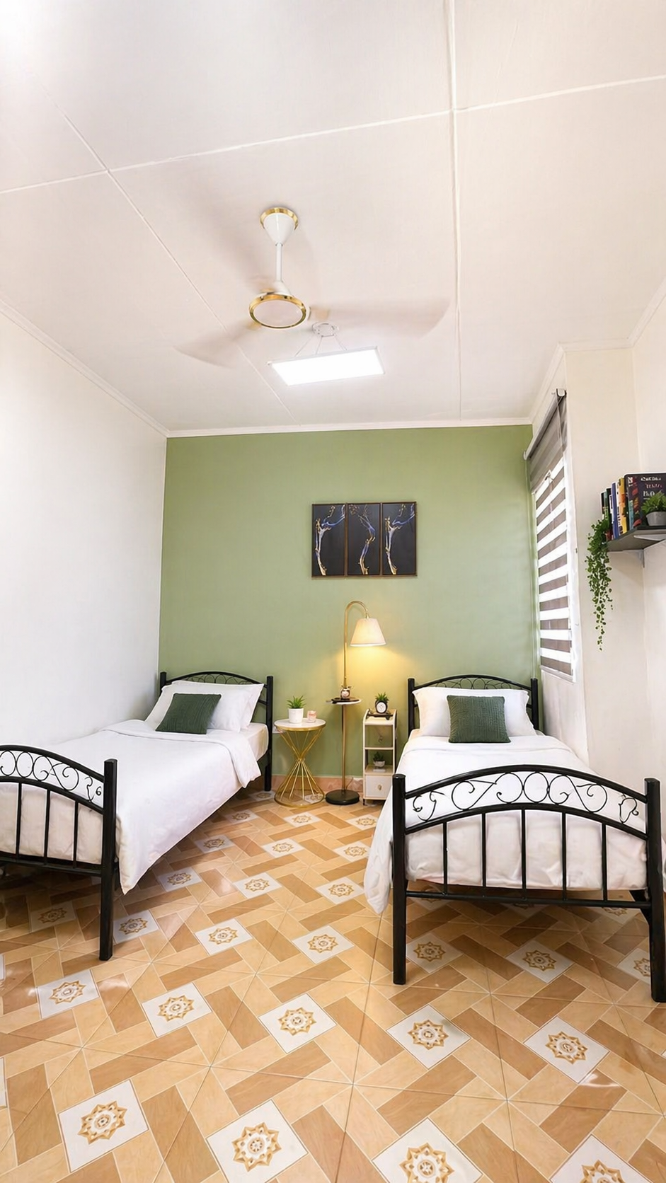 Room 2 - Image 1