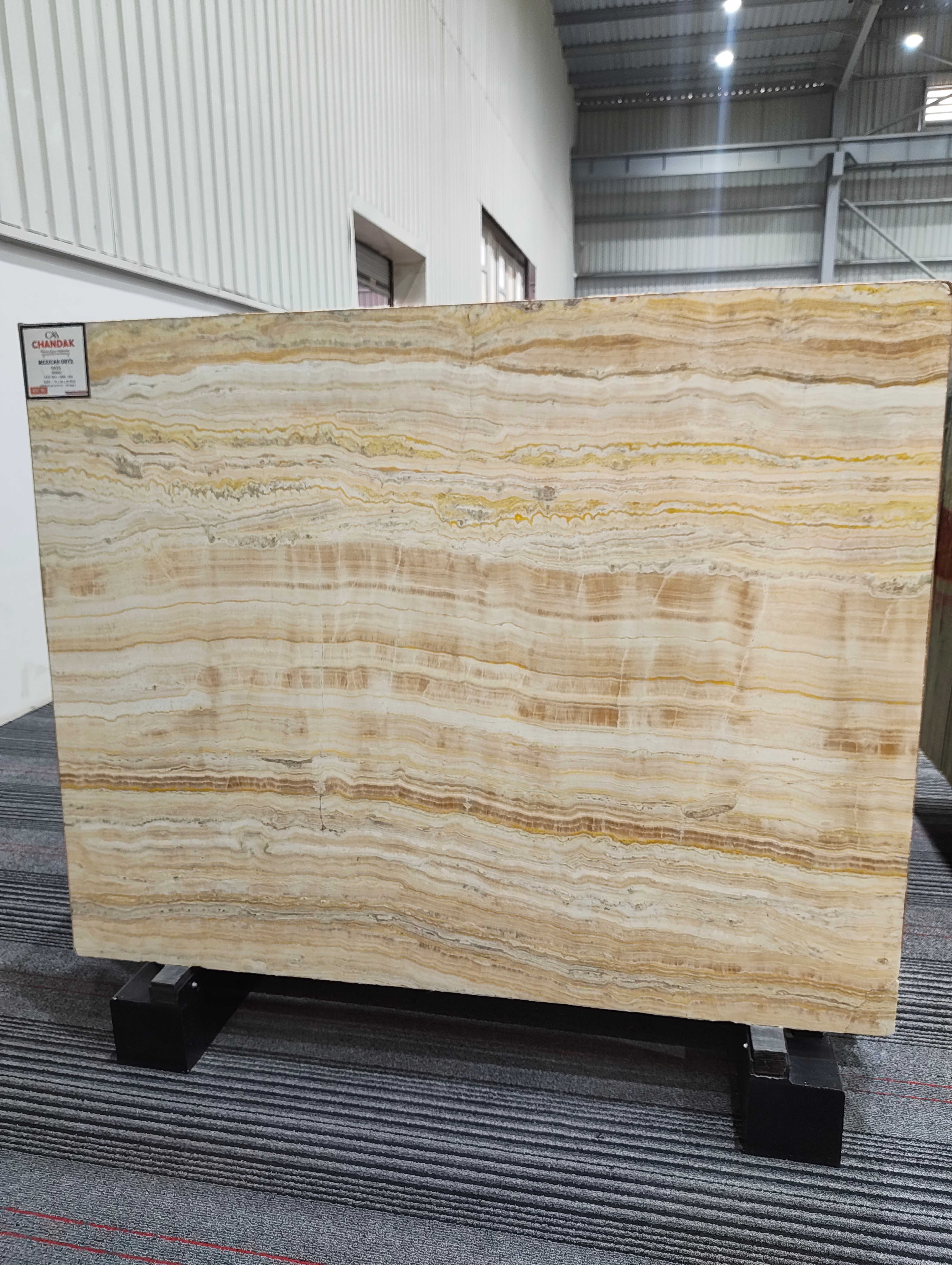 Copper Dune Onyx full warehouse lot view