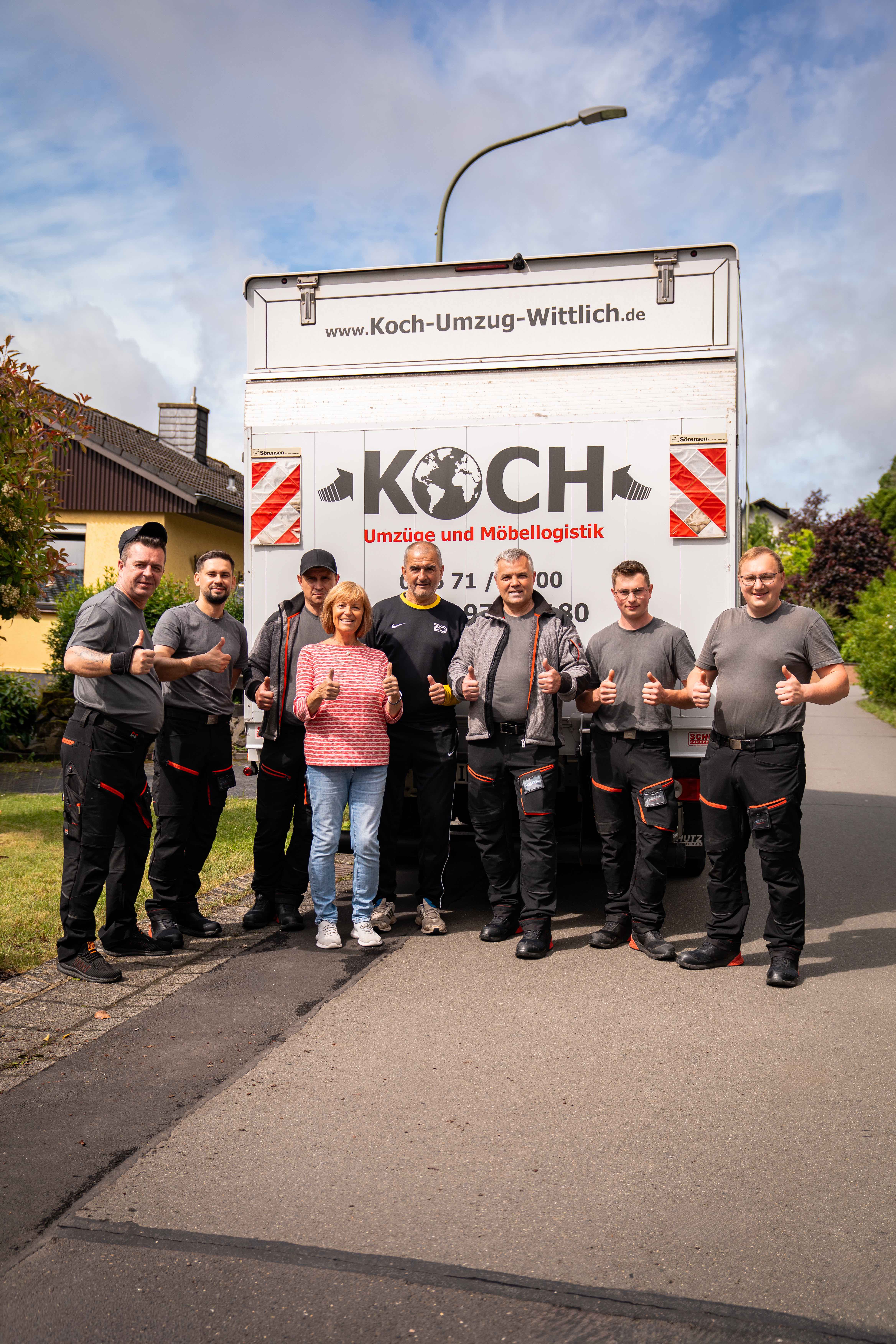 Koch Umzüge Team bei einer Haushaltsauflösung