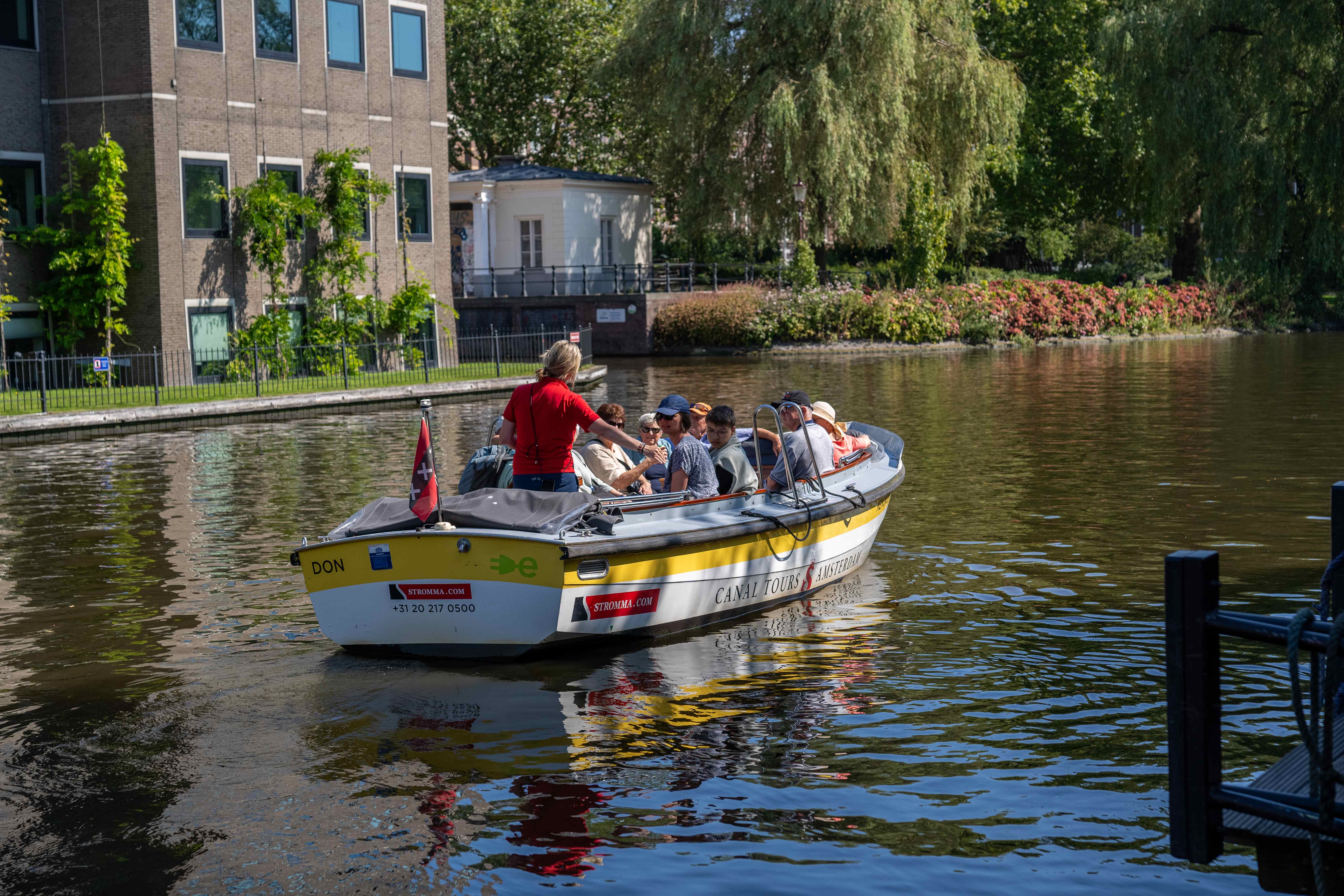 Small Boat Cruise Amsterdam 5