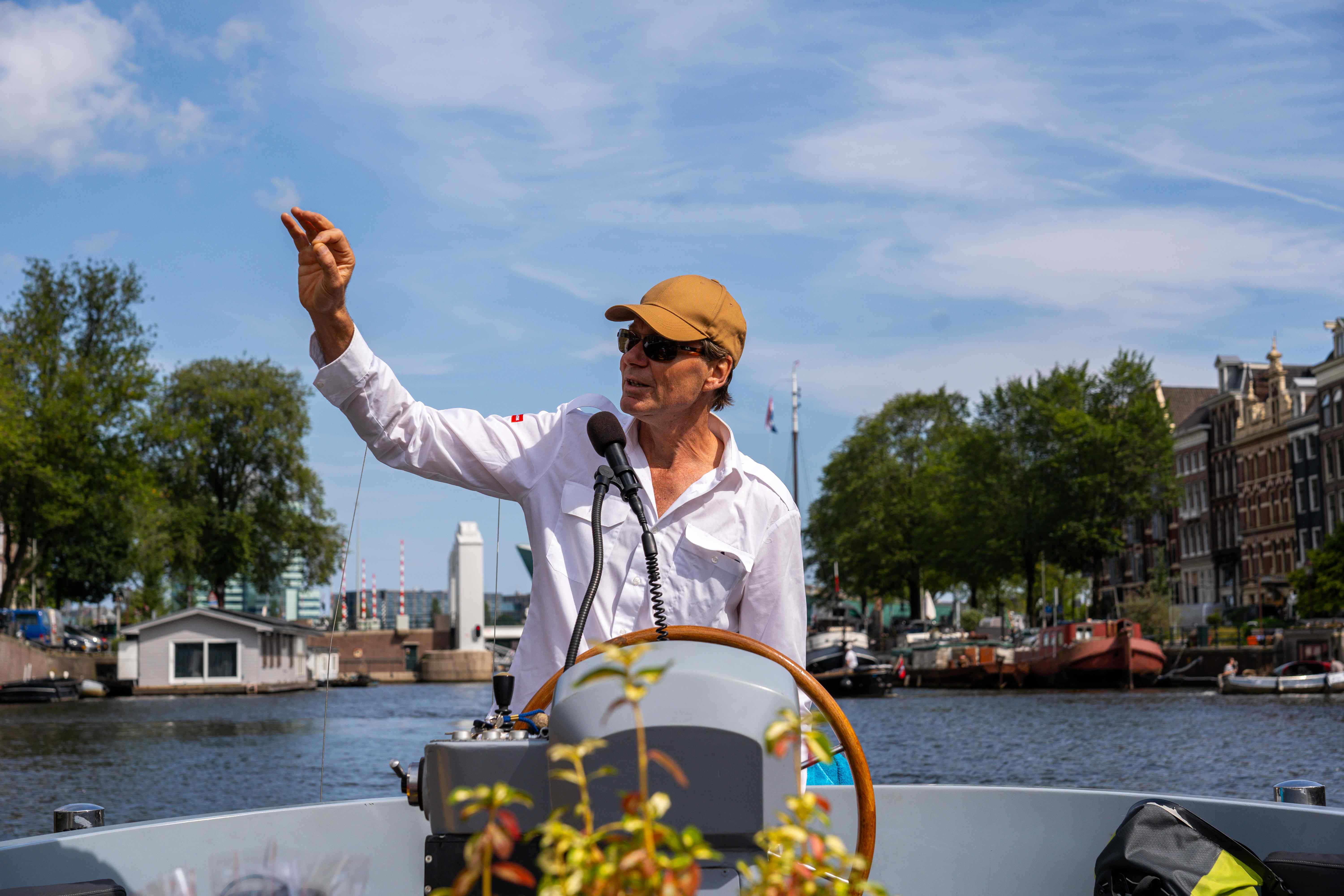 Small Boat Cruise Amsterdam 4