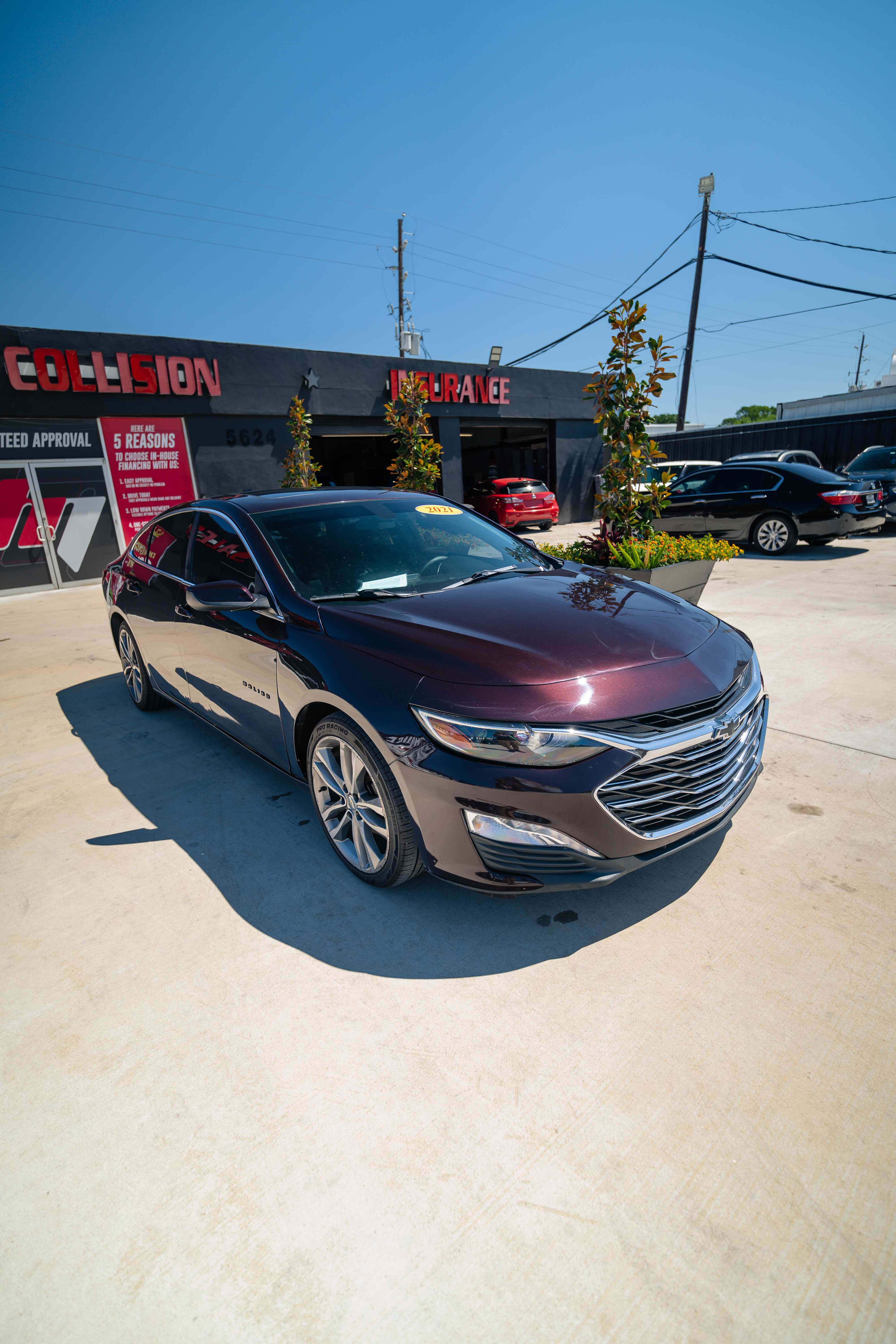 2021 Chevrolet Malibu LT - Image 3
