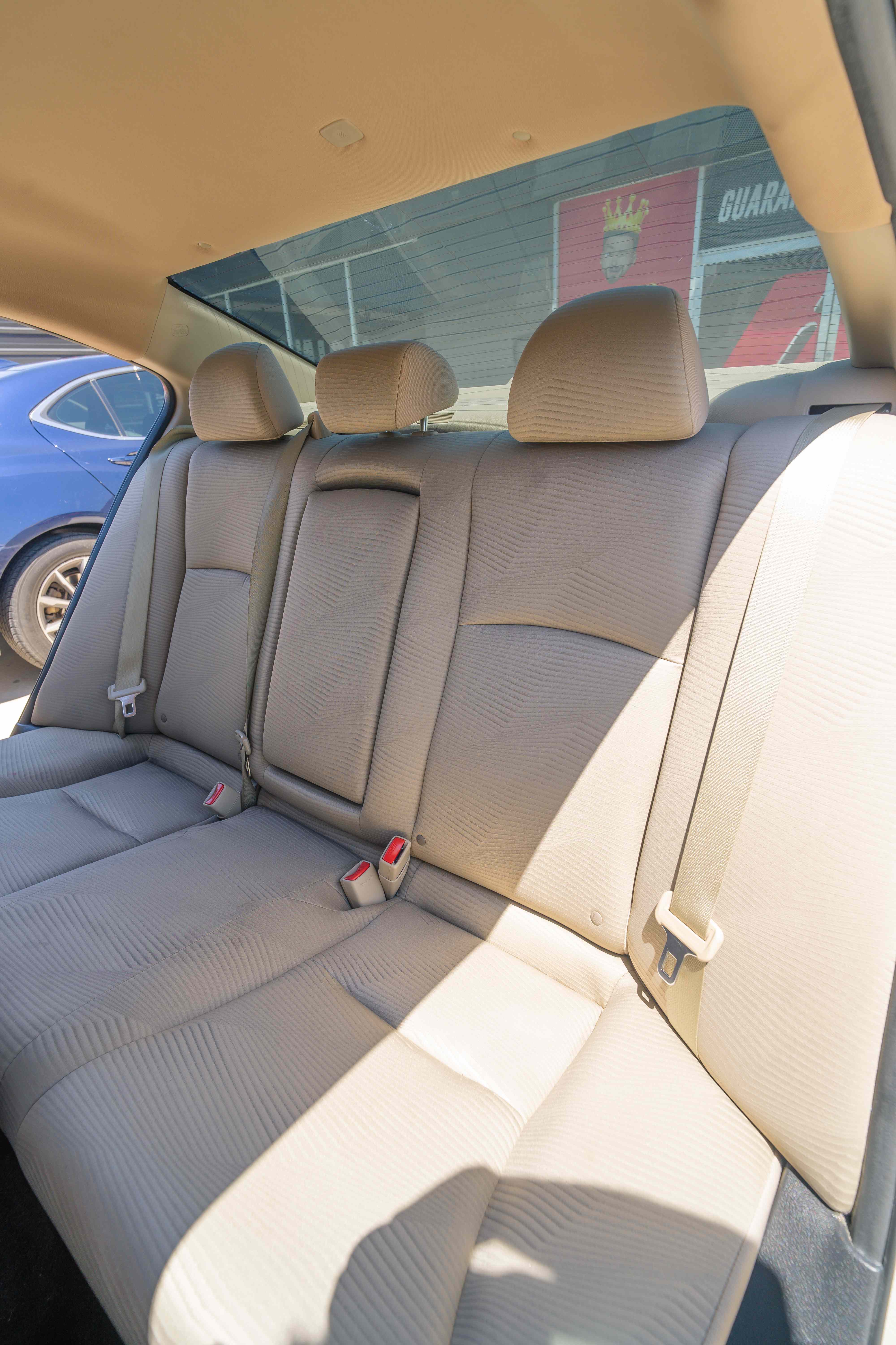 2017 Honda Accord - Image 12