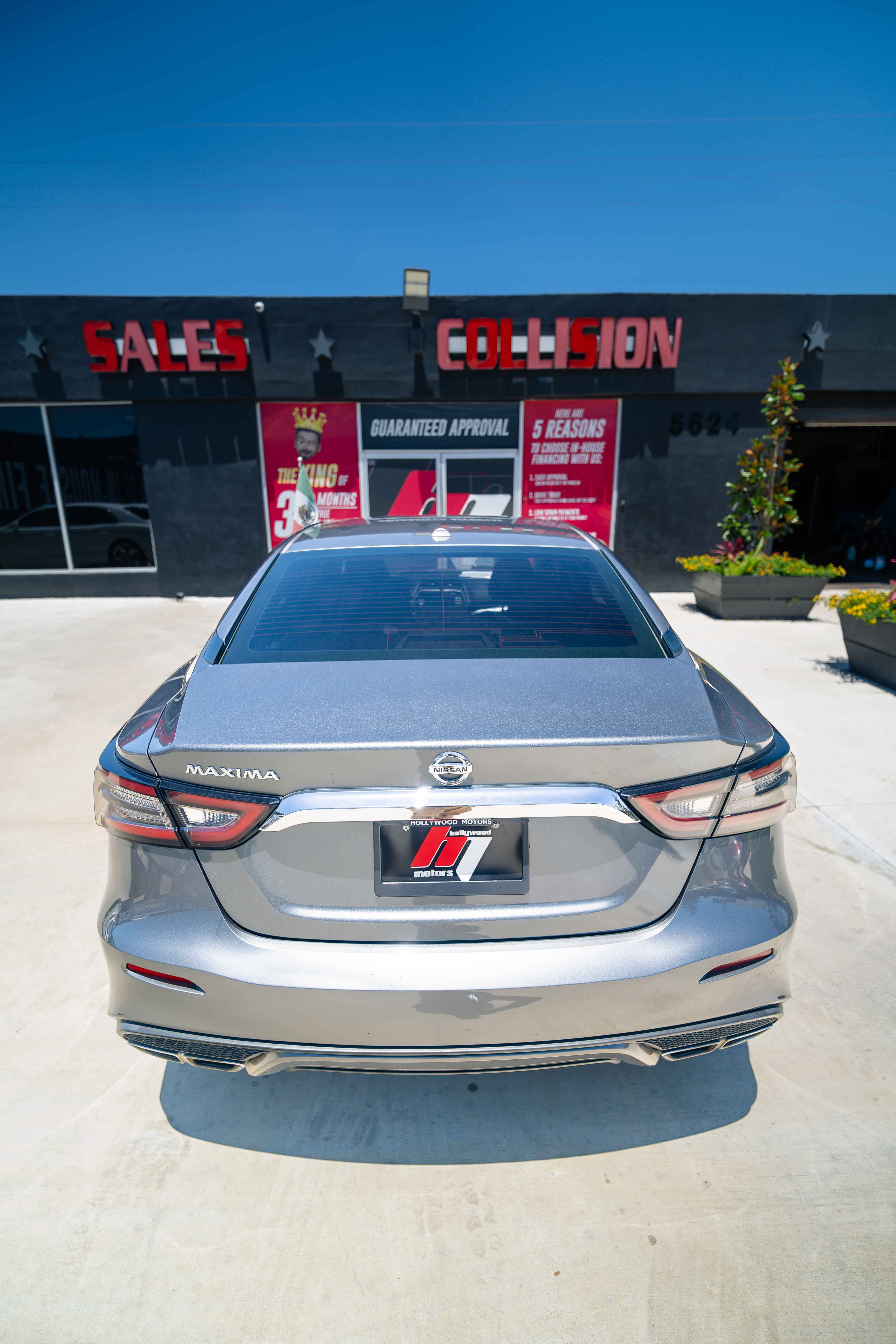 2019 Nissan Maxima - Image 6