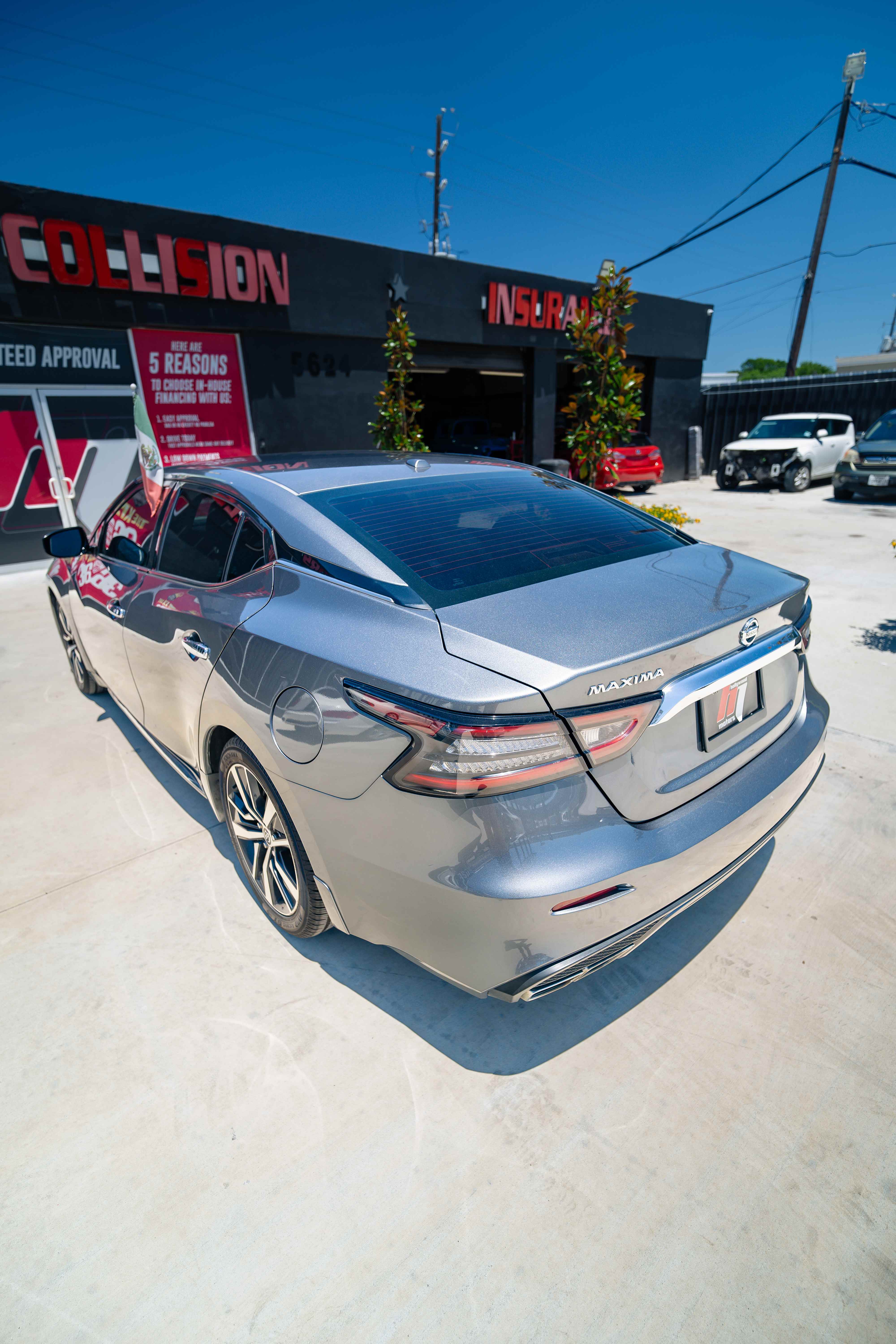 2019 Nissan Maxima - Image 8