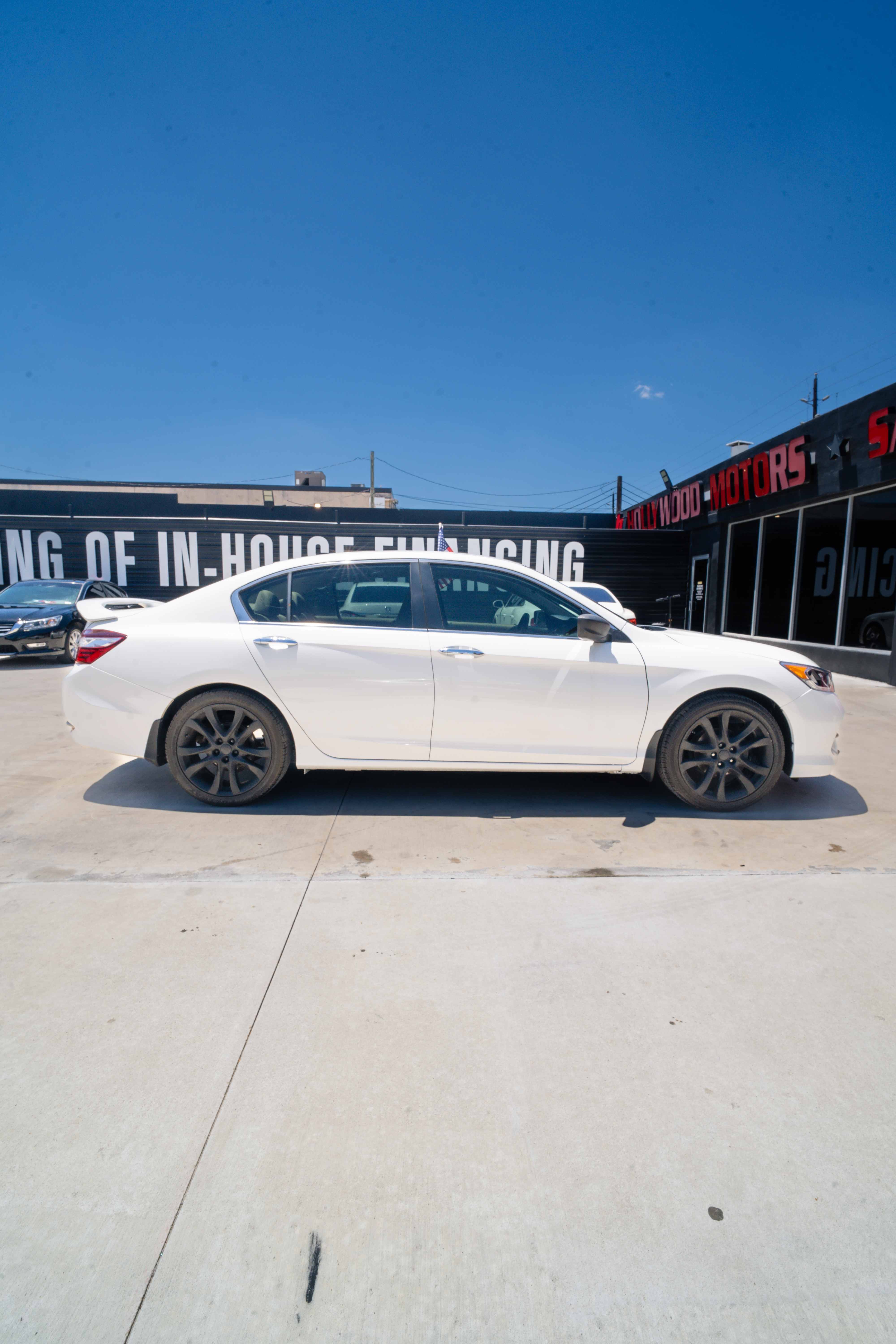 2016 Honda Accord - Image 5