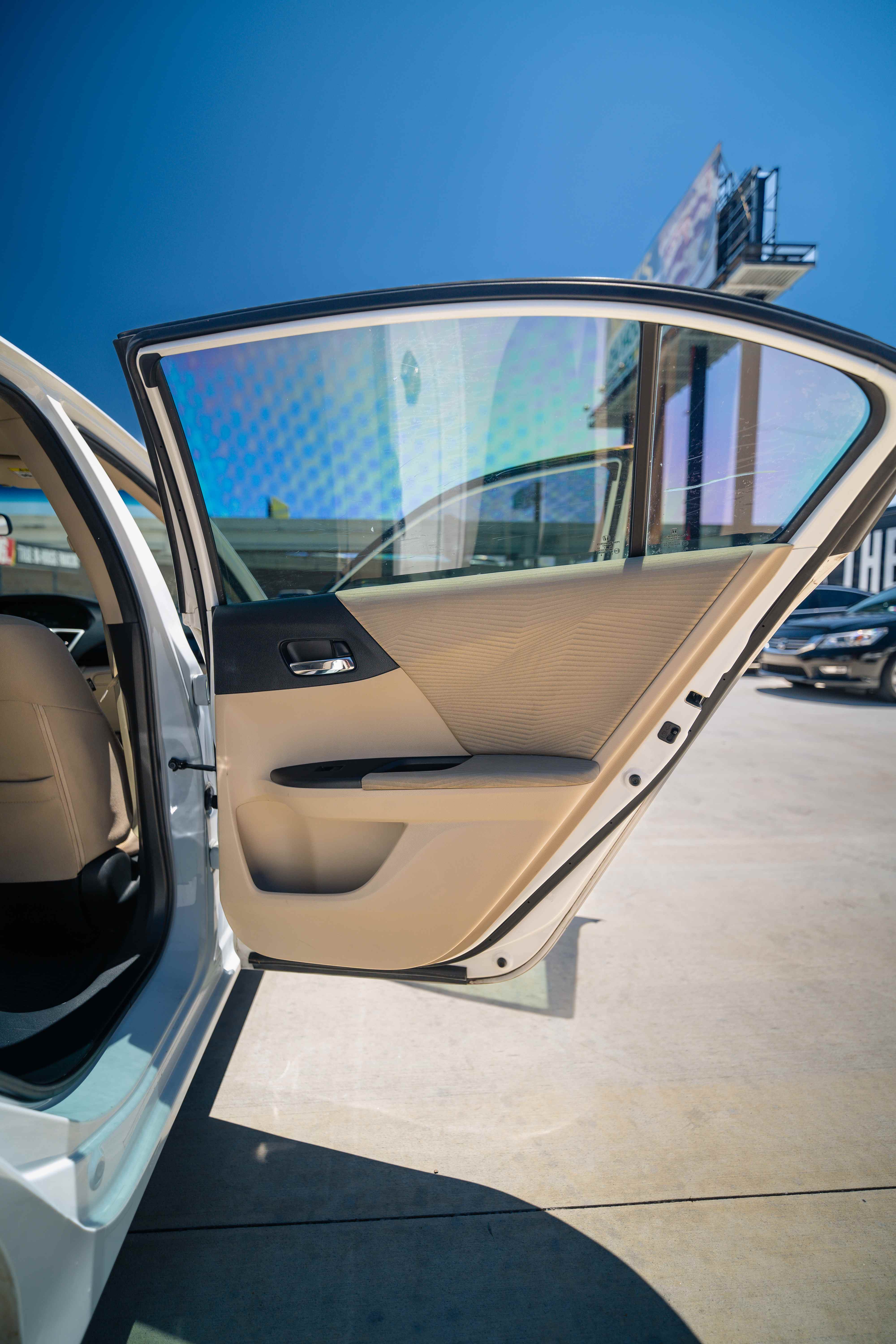 2016 Honda Accord - Image 17