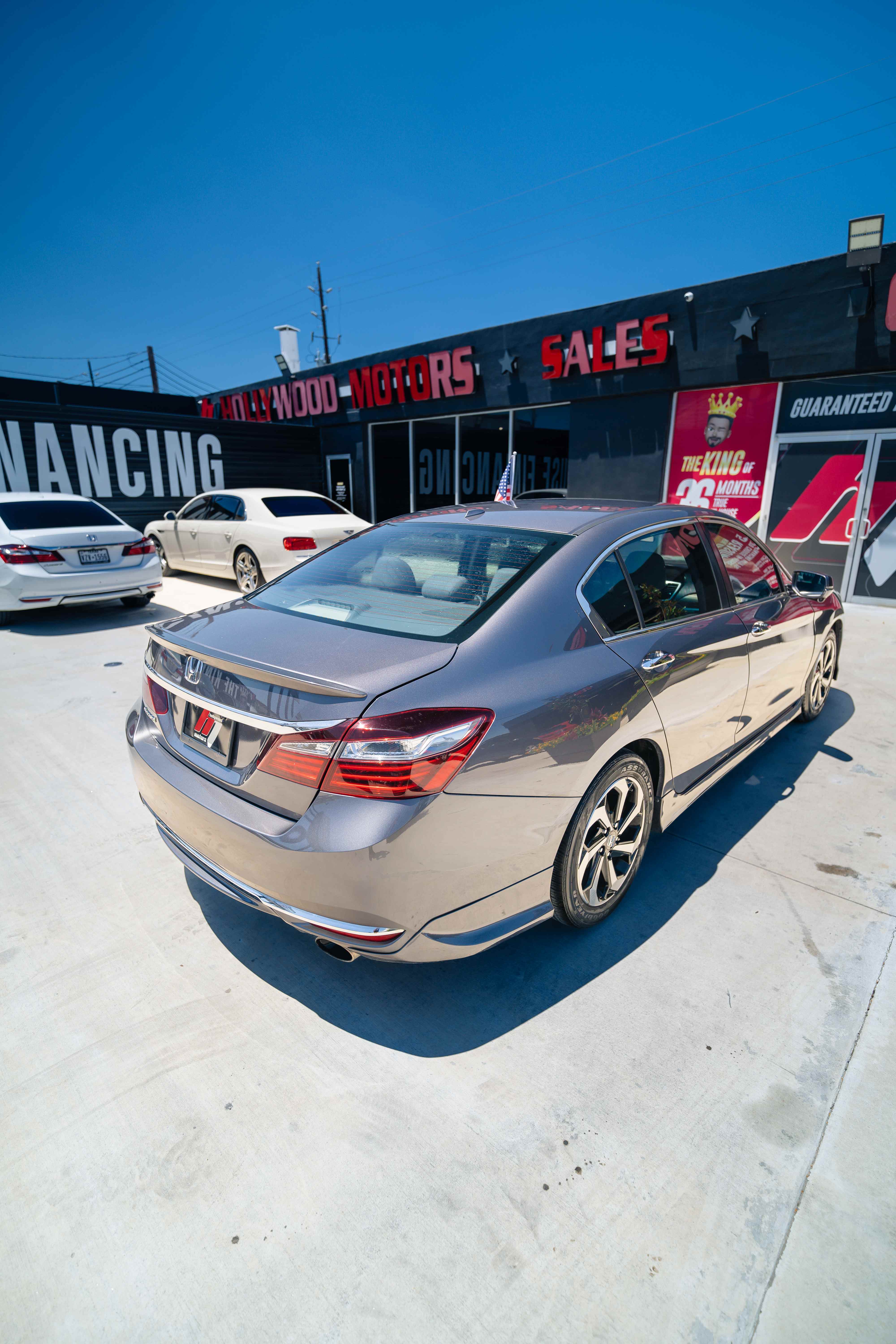 2017 Honda Accord EX-L - Image 7
