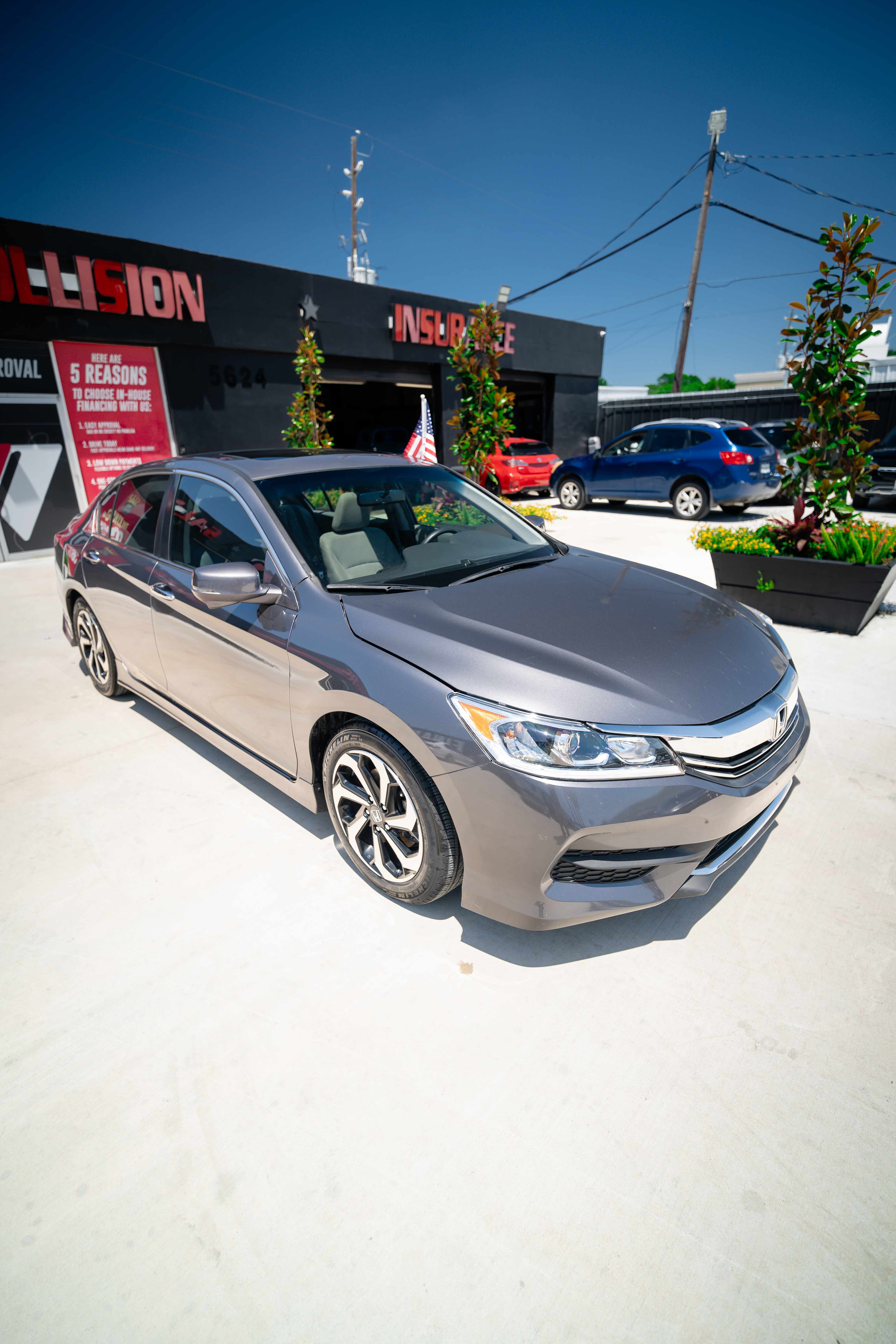 2017 Honda Accord EX-L - Image 3