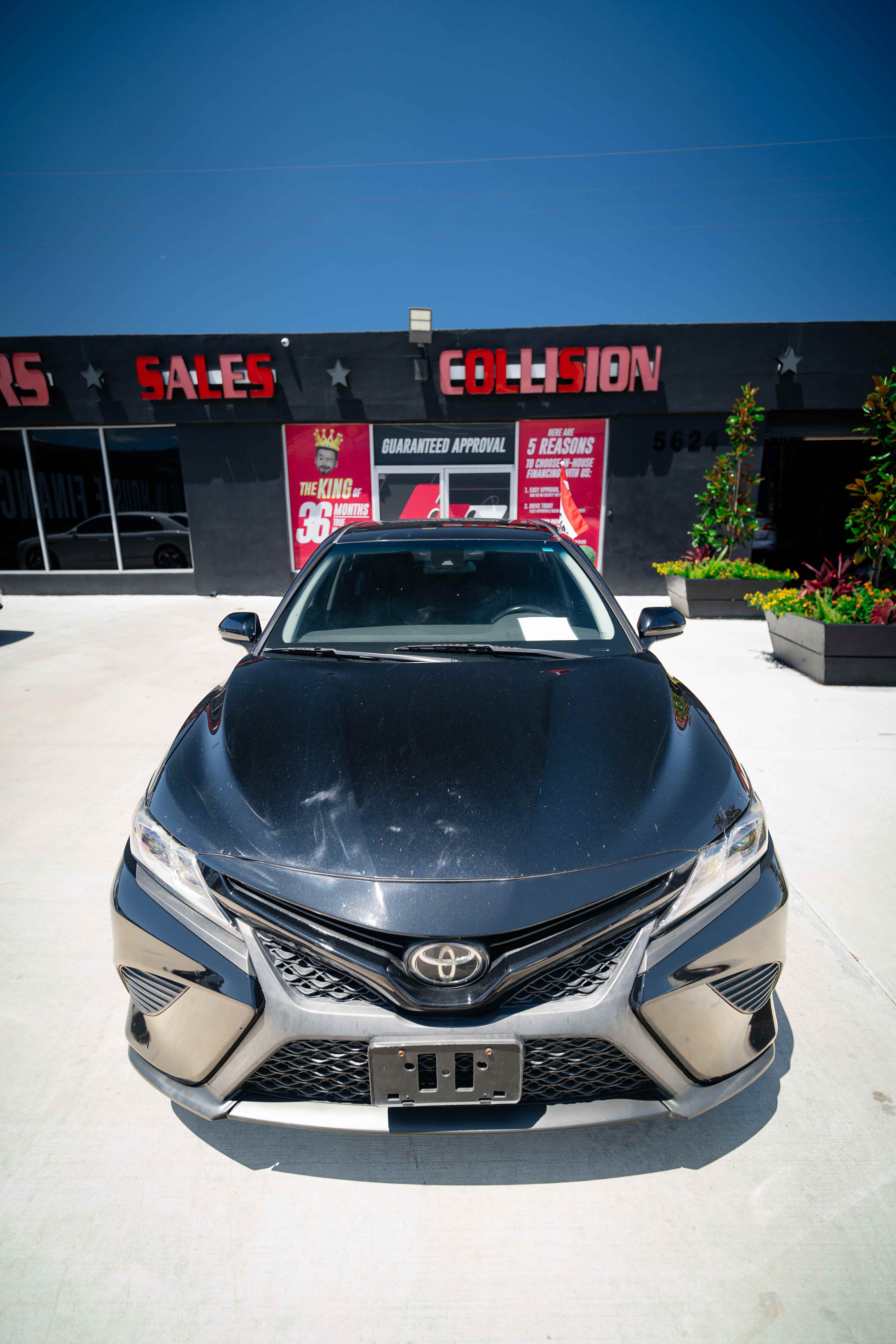 2020 Toyota Camry SE - Image 1