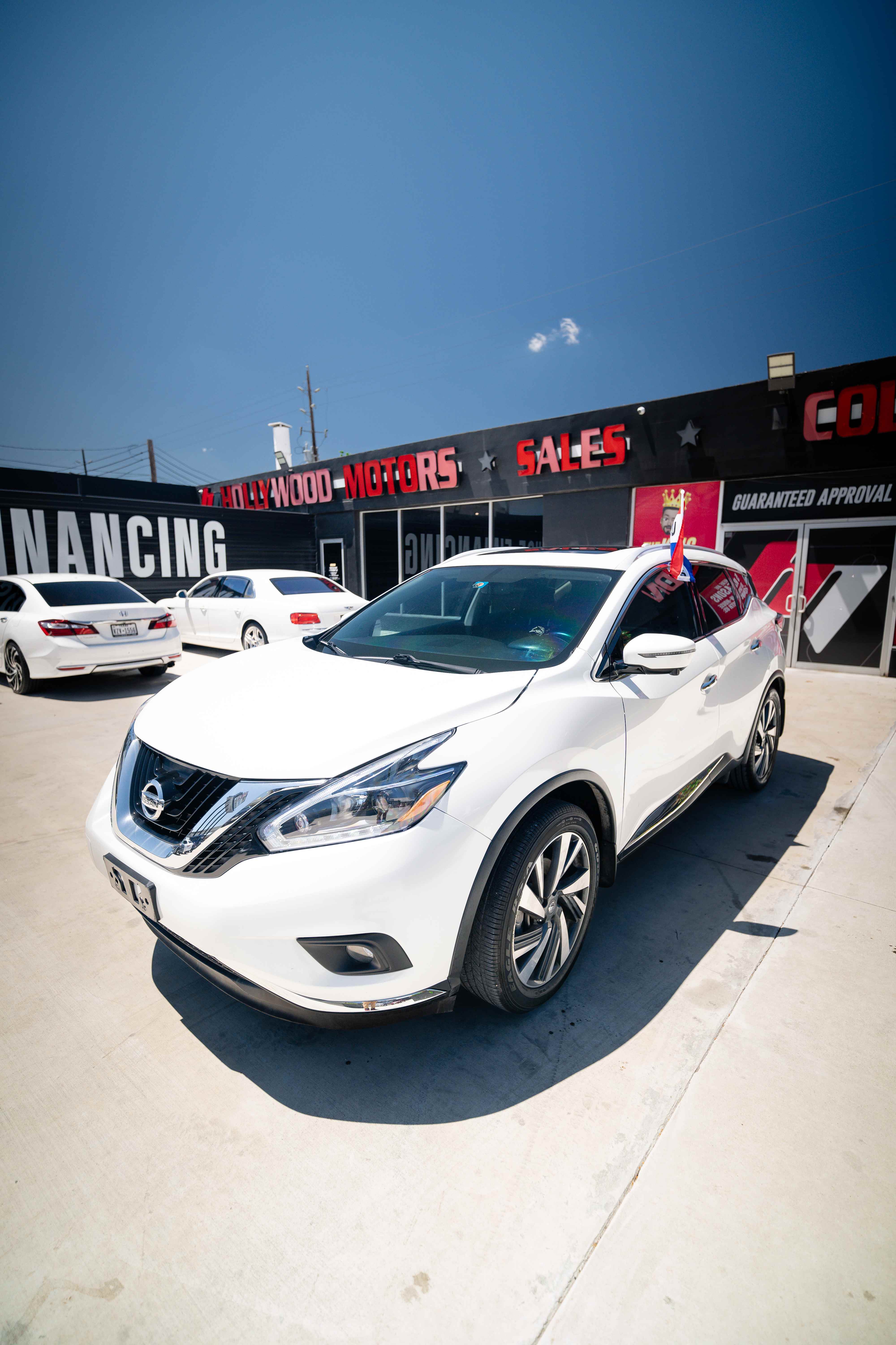 2018 Nissan Murano Platinum - Image 2