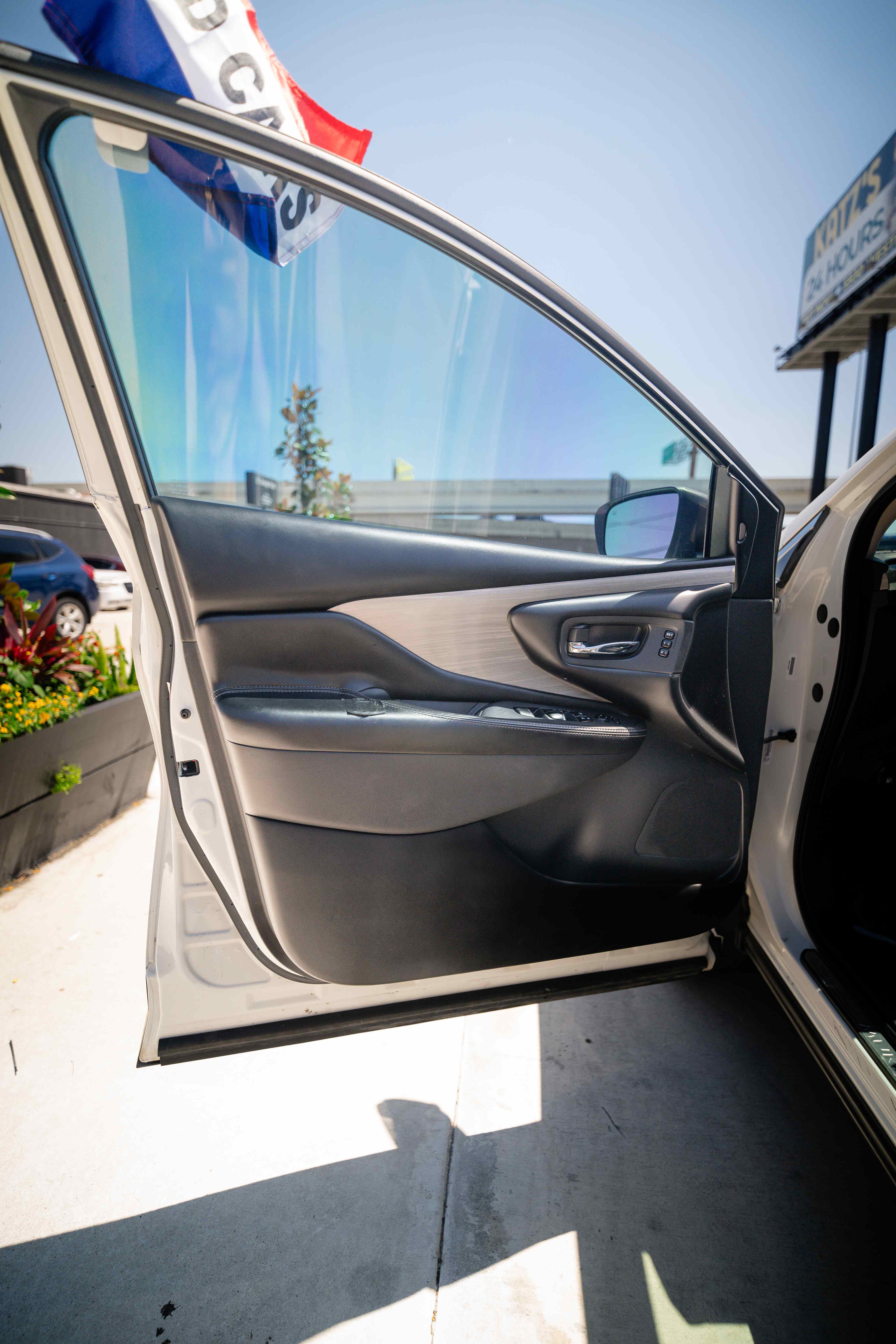 2018 Nissan Murano Platinum - Image 14