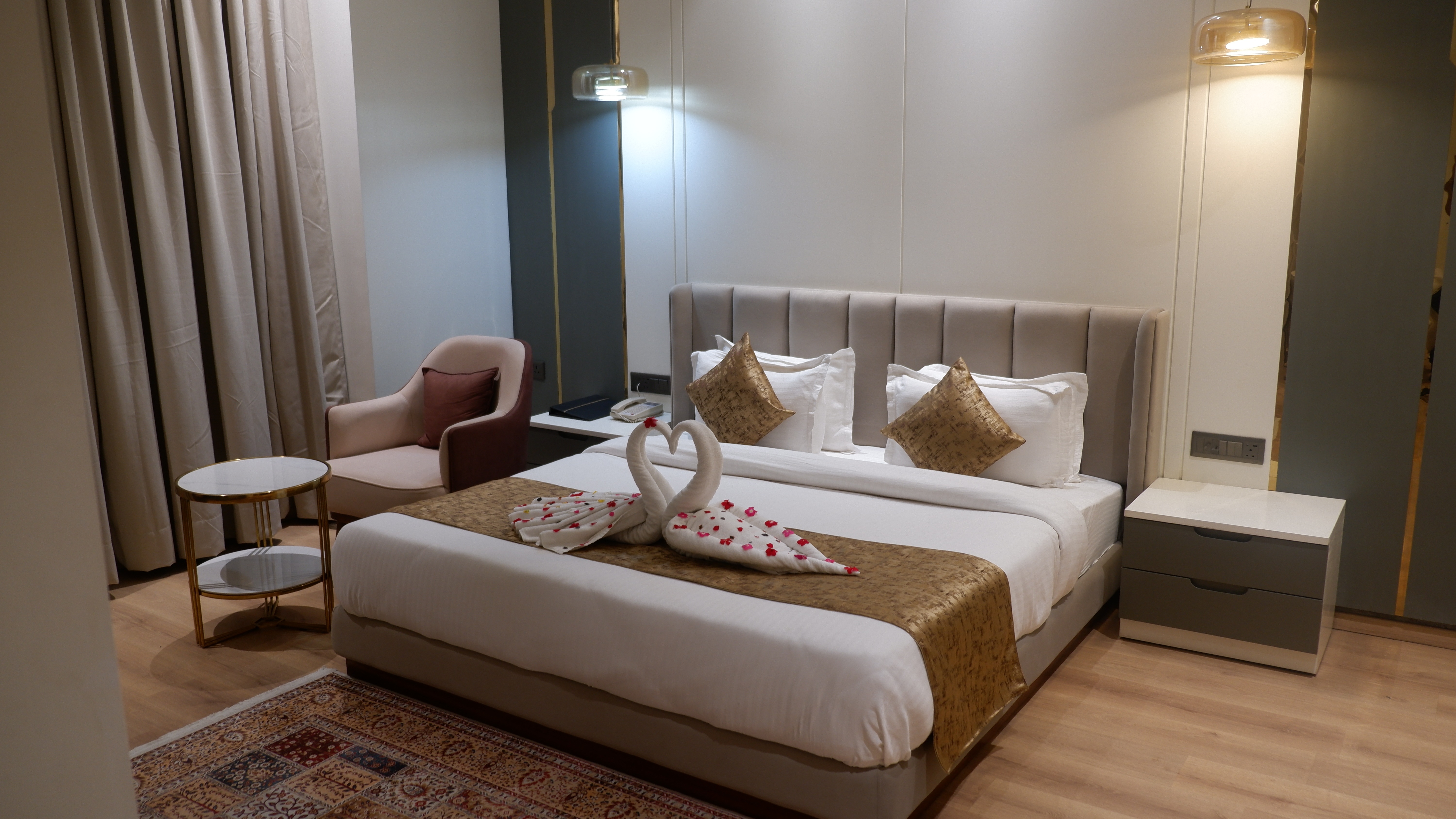 Signature Suites - 6