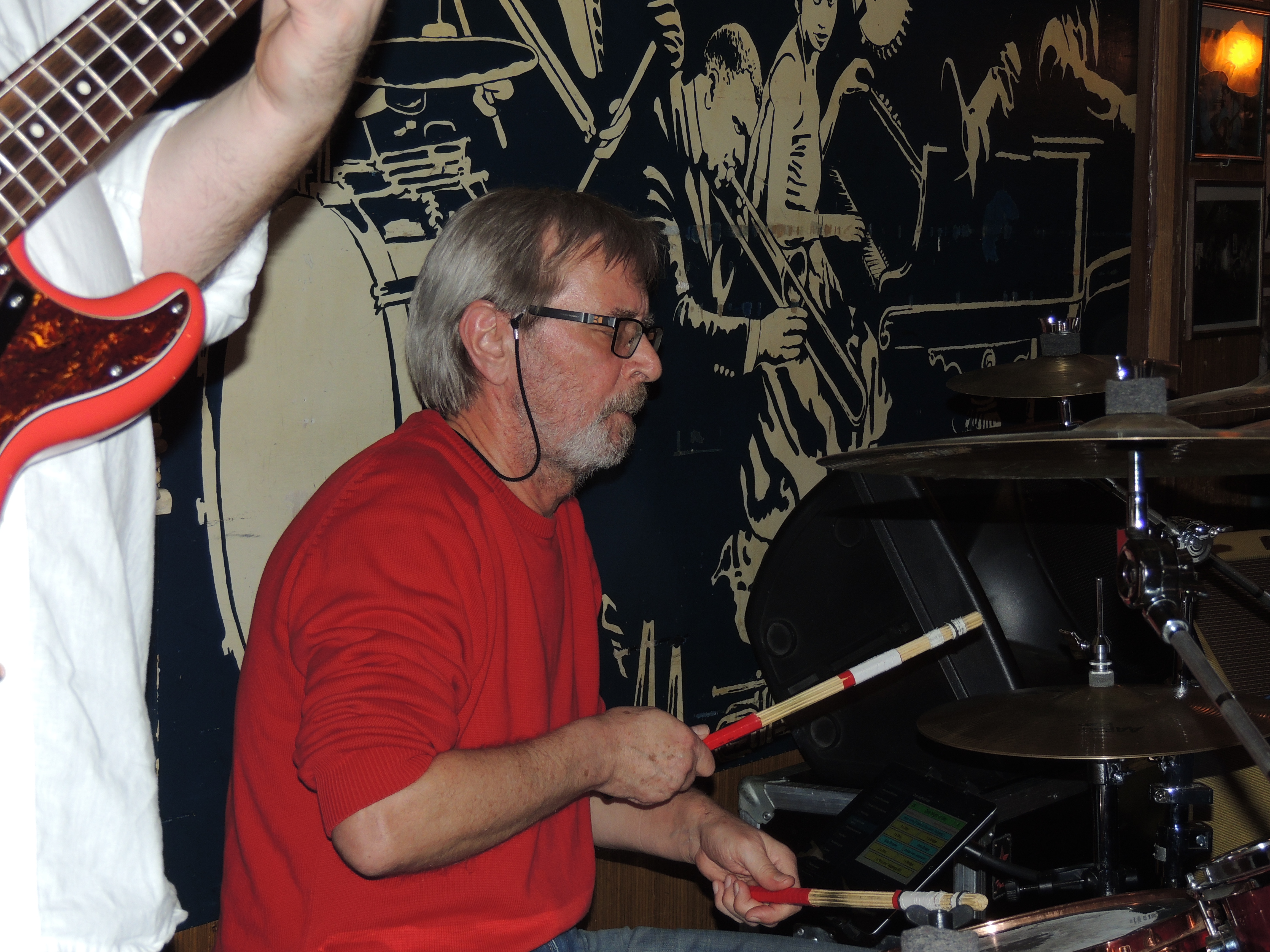 Second Life Blues Band - Schlagzeuger am Drumset