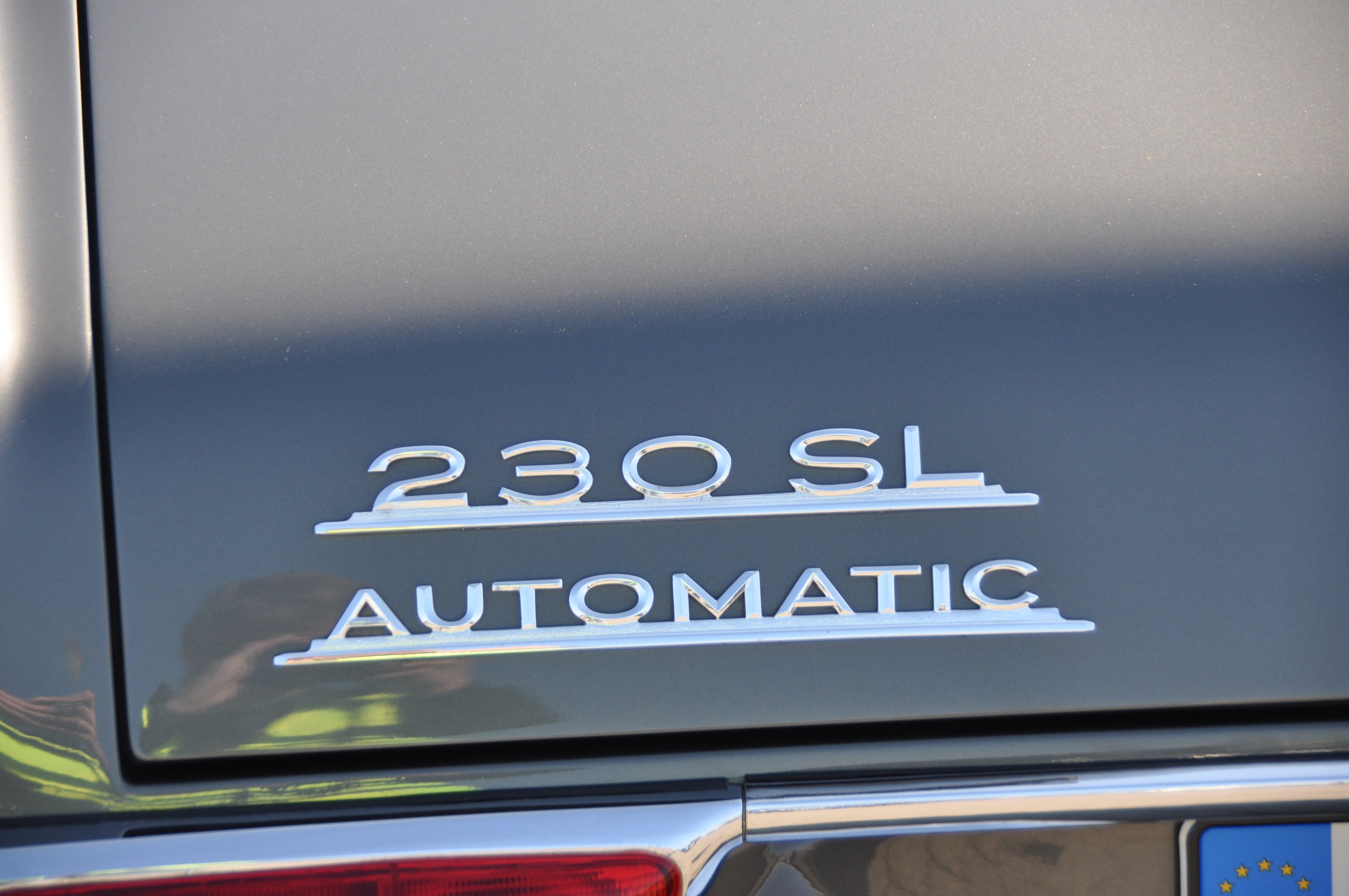 Mercedes Rad mit Weißwandreifen