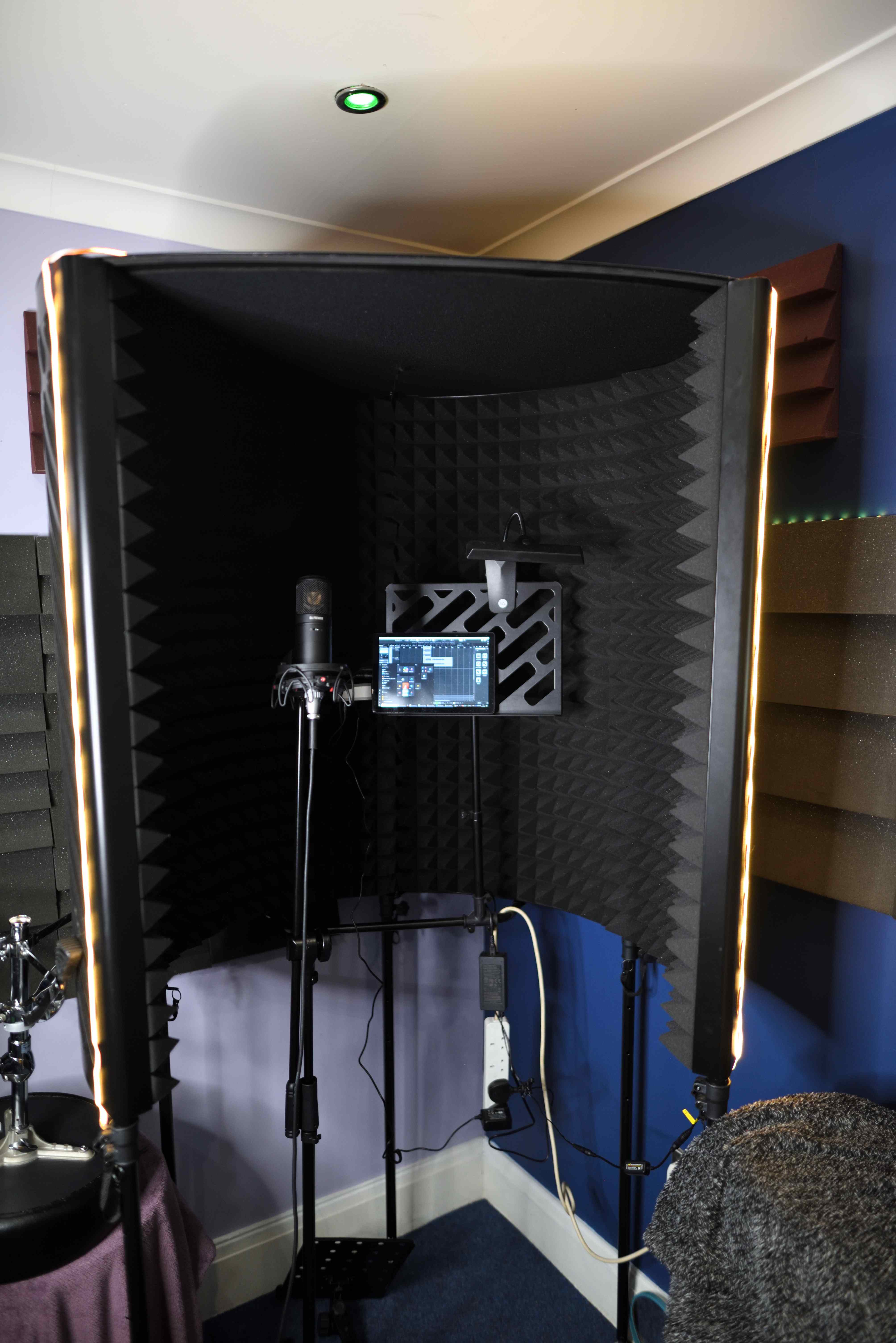 Vocal booth with LED lighting and acoustic panels