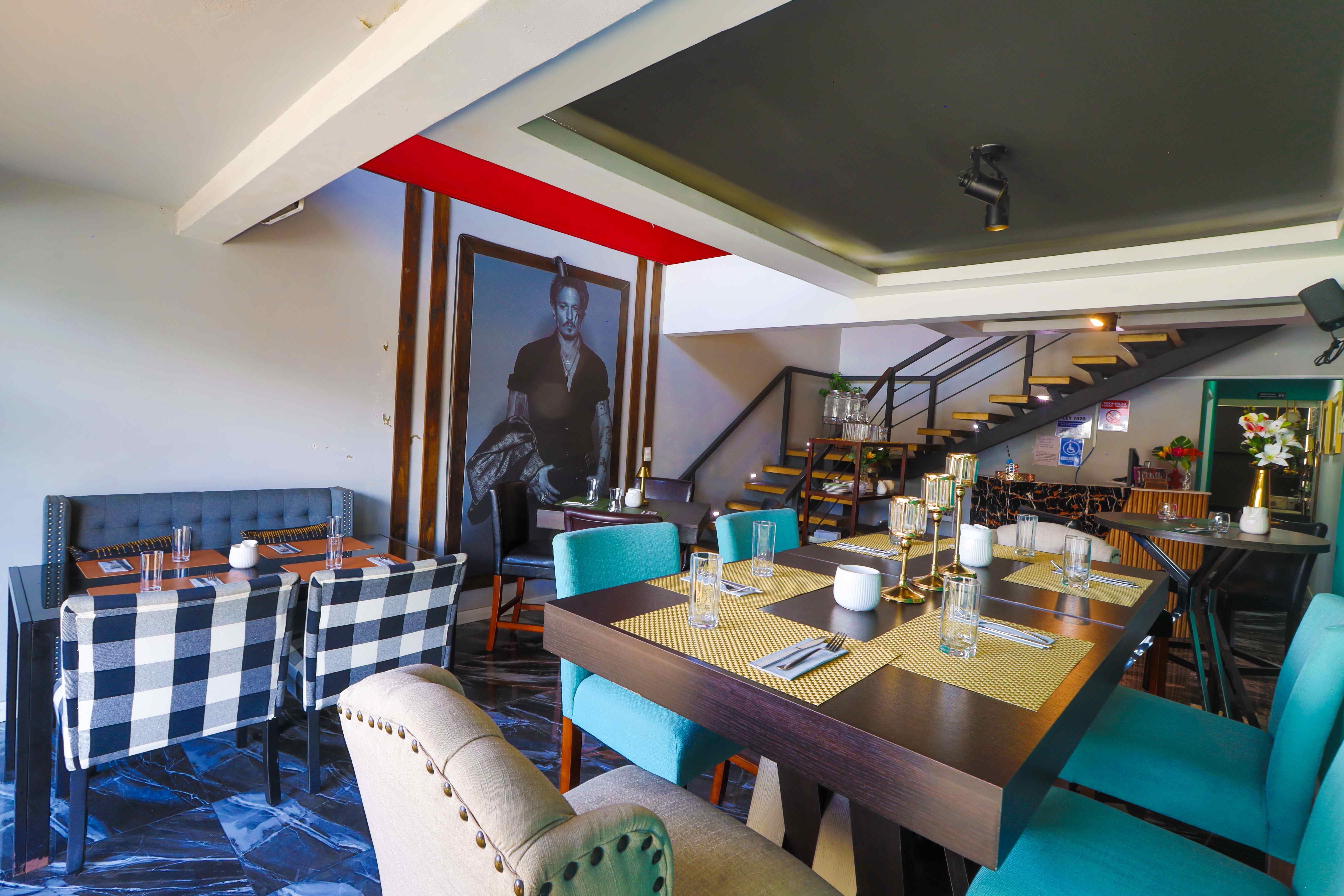 Hollywood House interior dining room