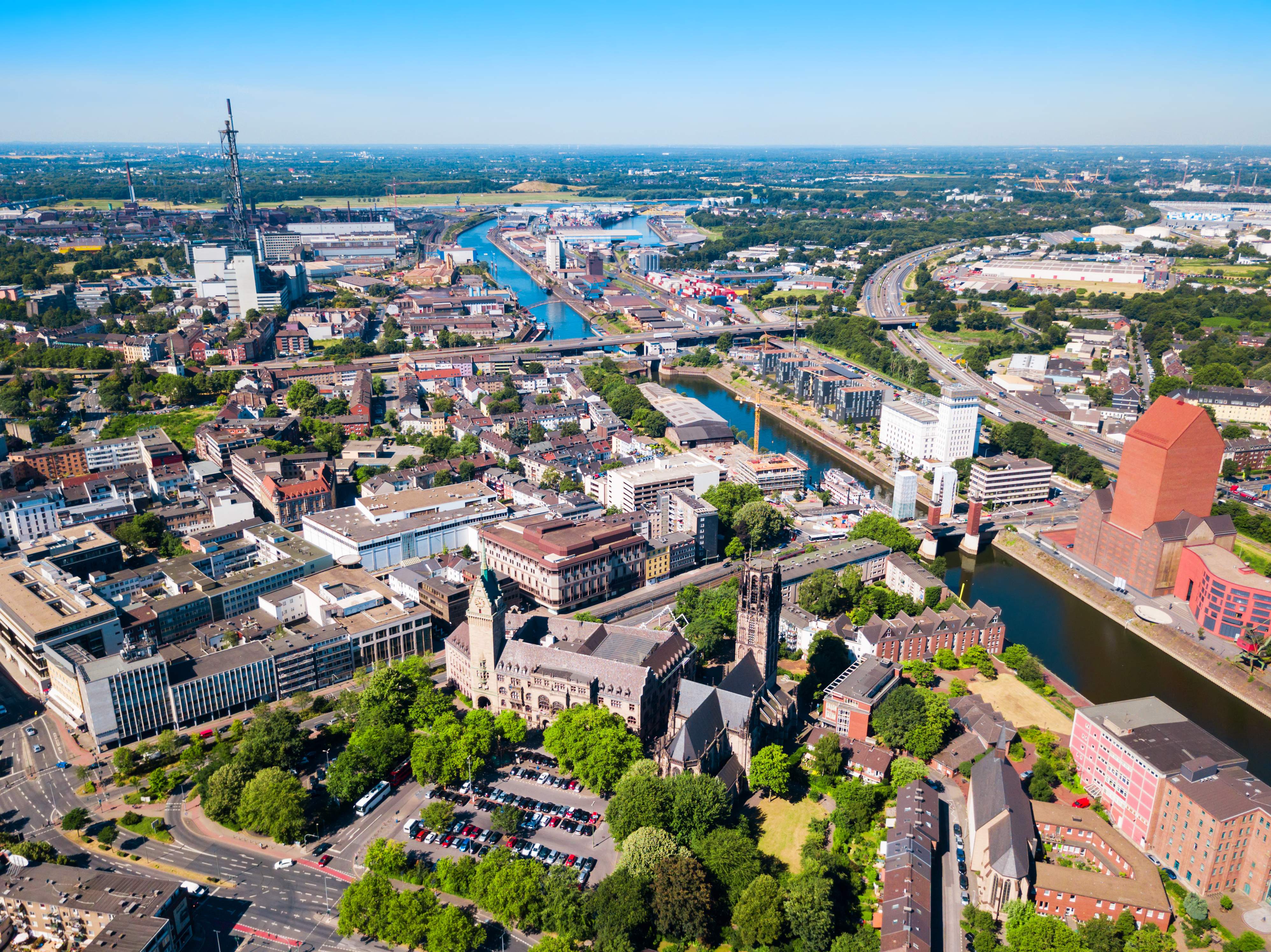 Umzugswagen auf der Autobahn Berlin Duisburg – Mars Umzüge Fernumzug