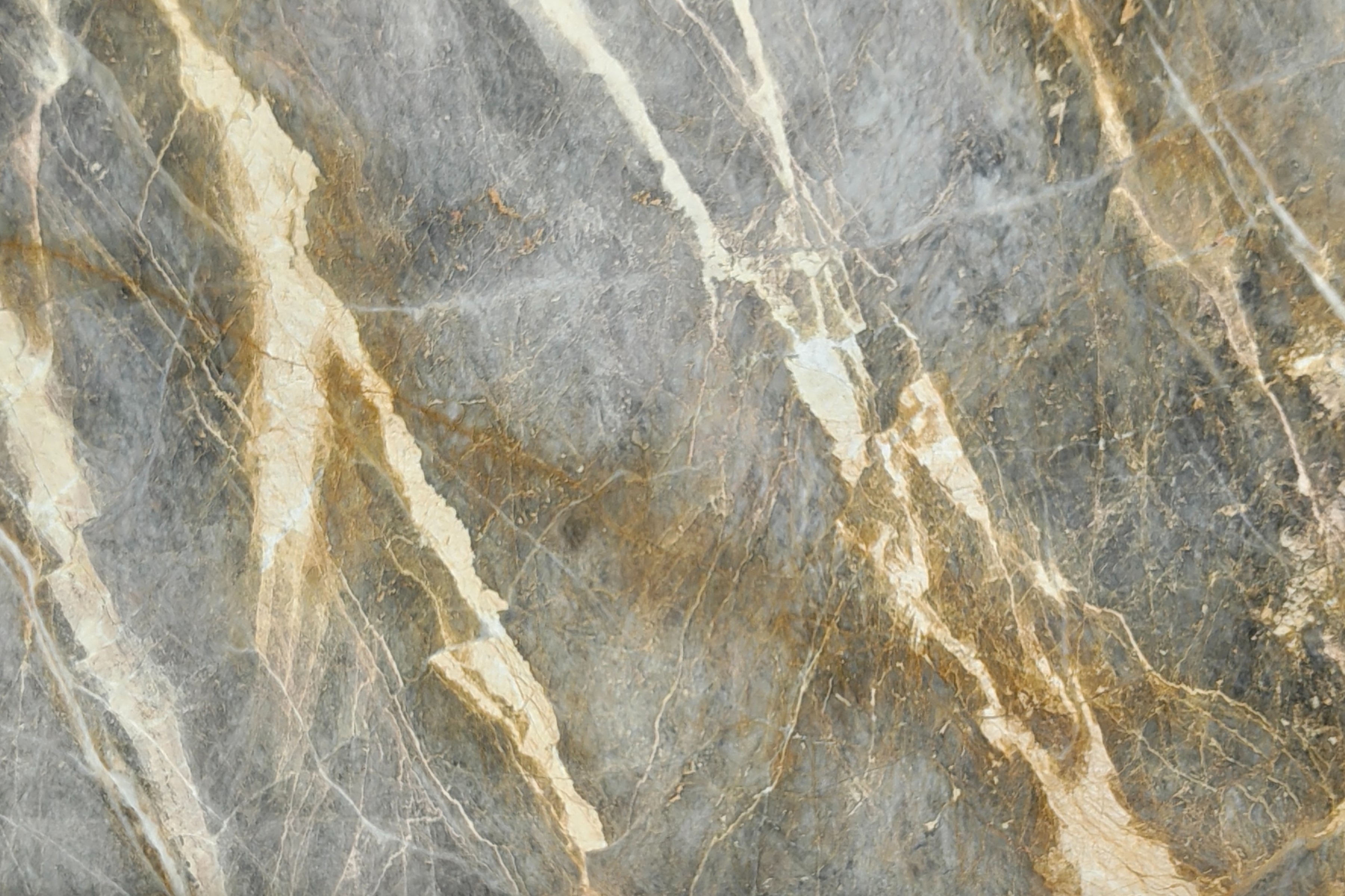 Foir Di Pesco exotic marble slab