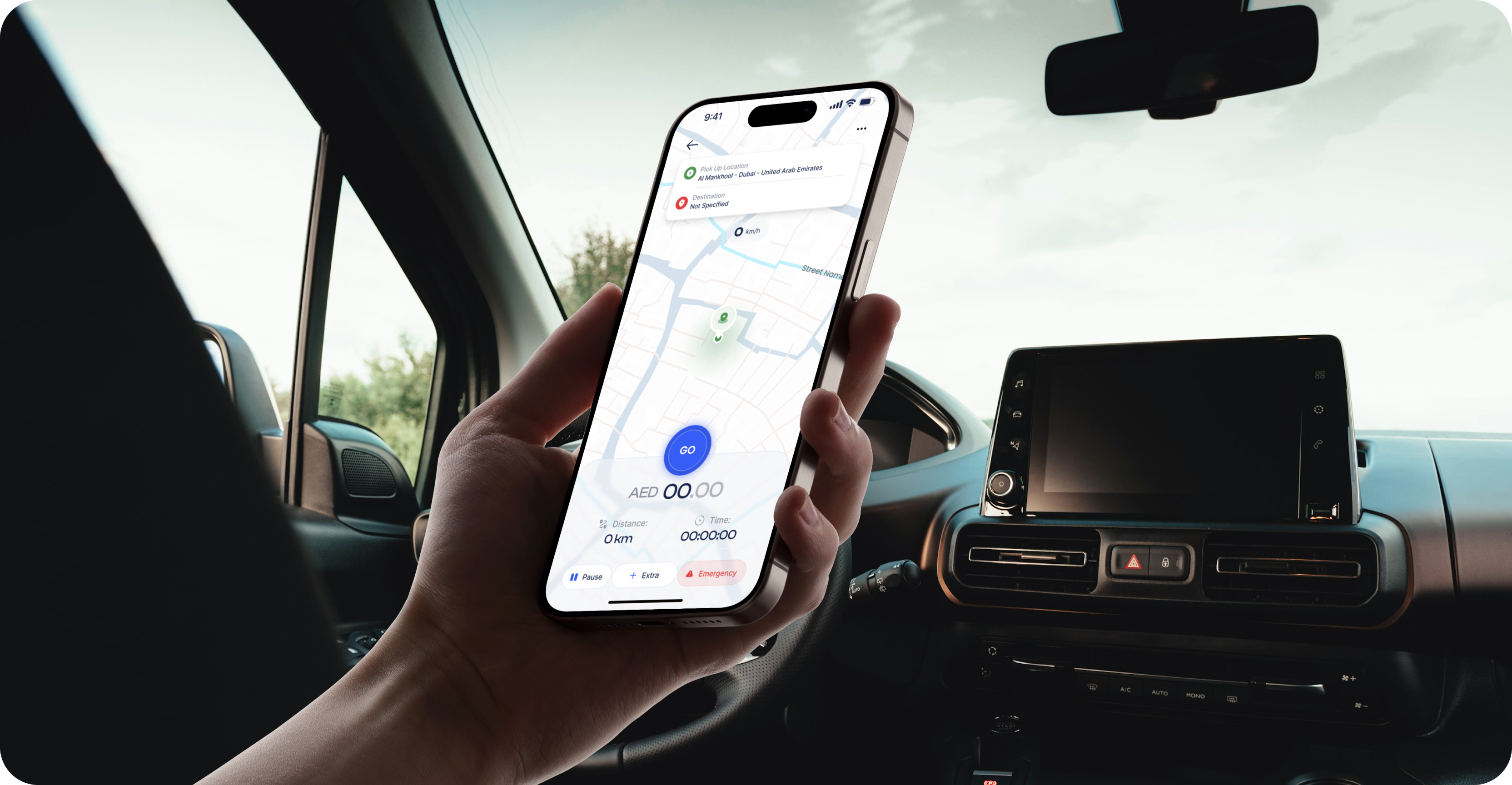 Transportech.ai driver using the route app inside a car