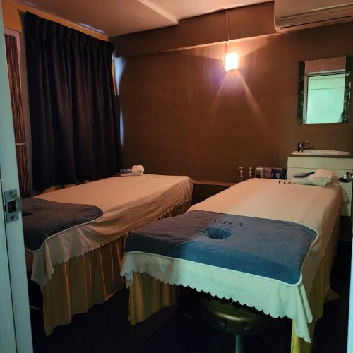 Twin treatment room