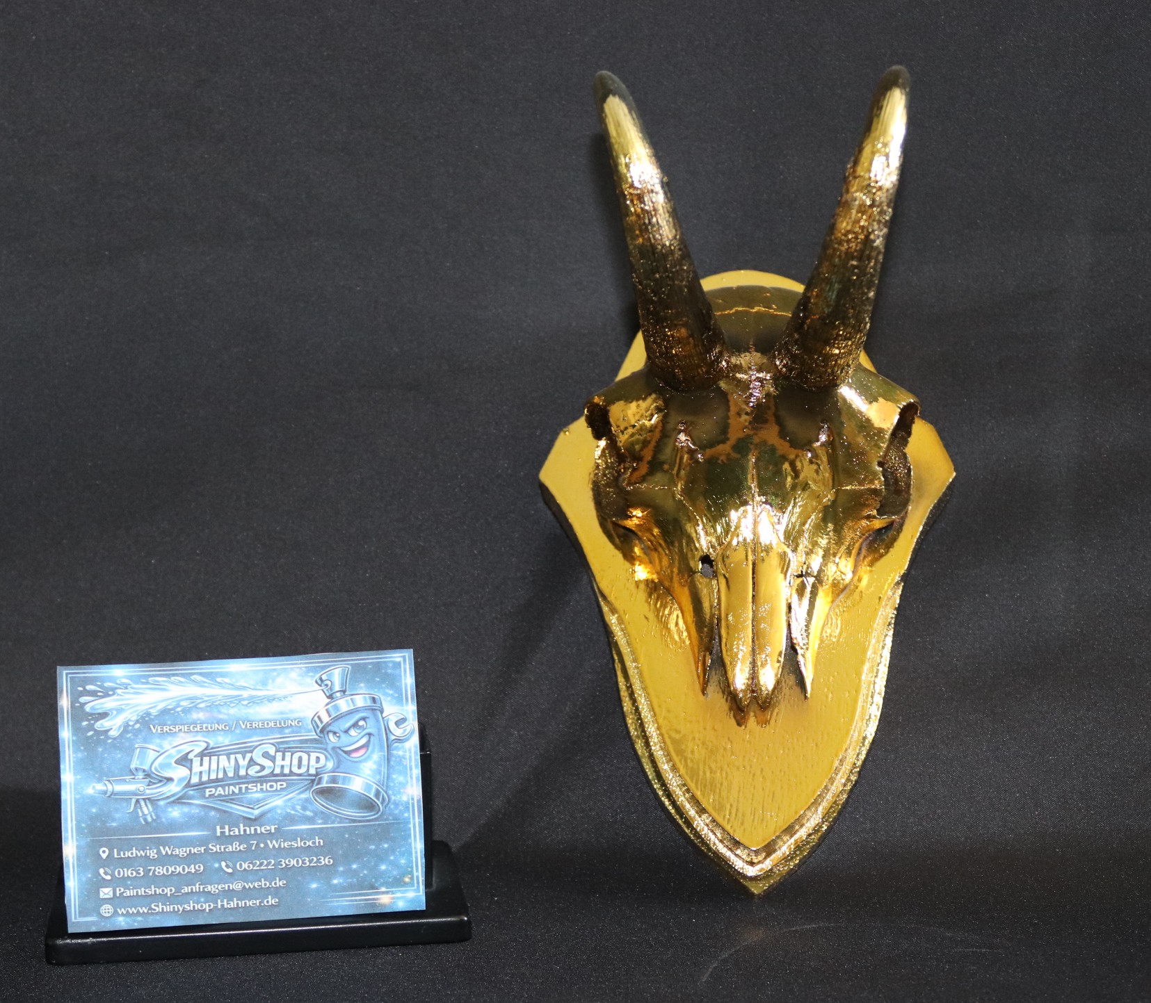 Geweih in Chrom-Gold