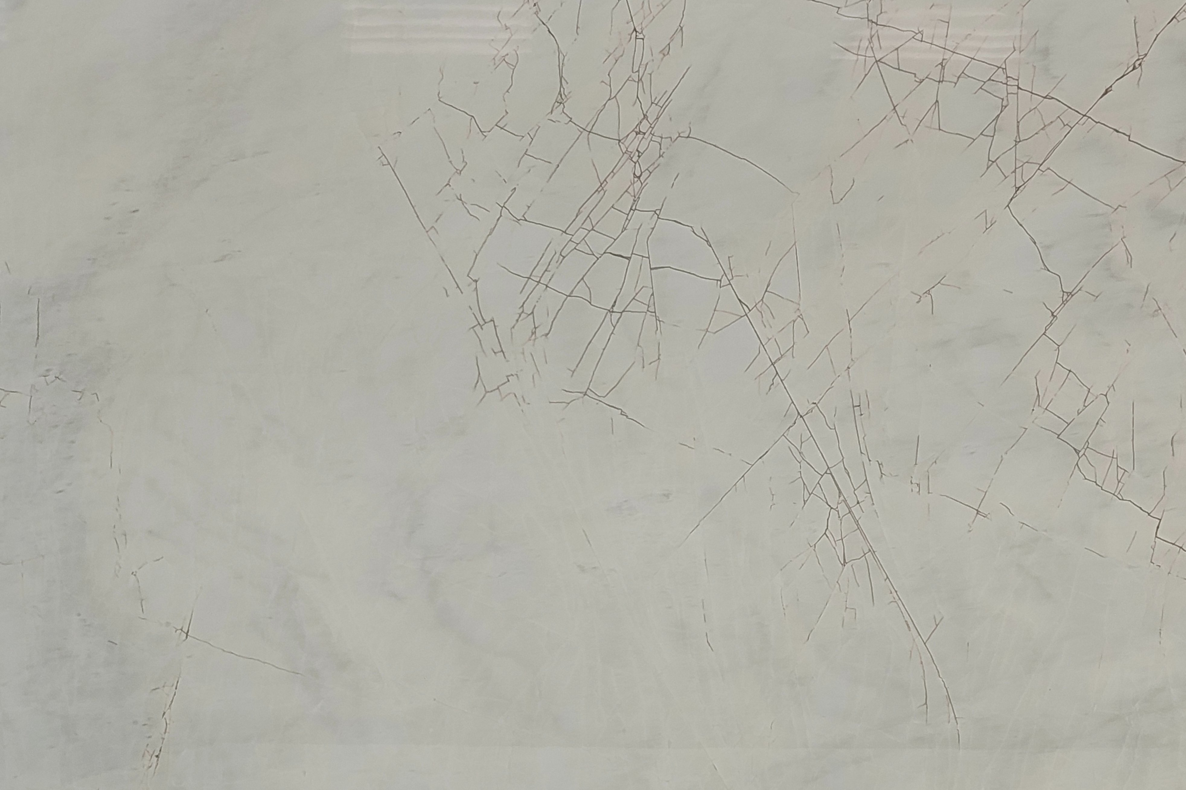 Golden Spider White marble slab in the Wow White collection
