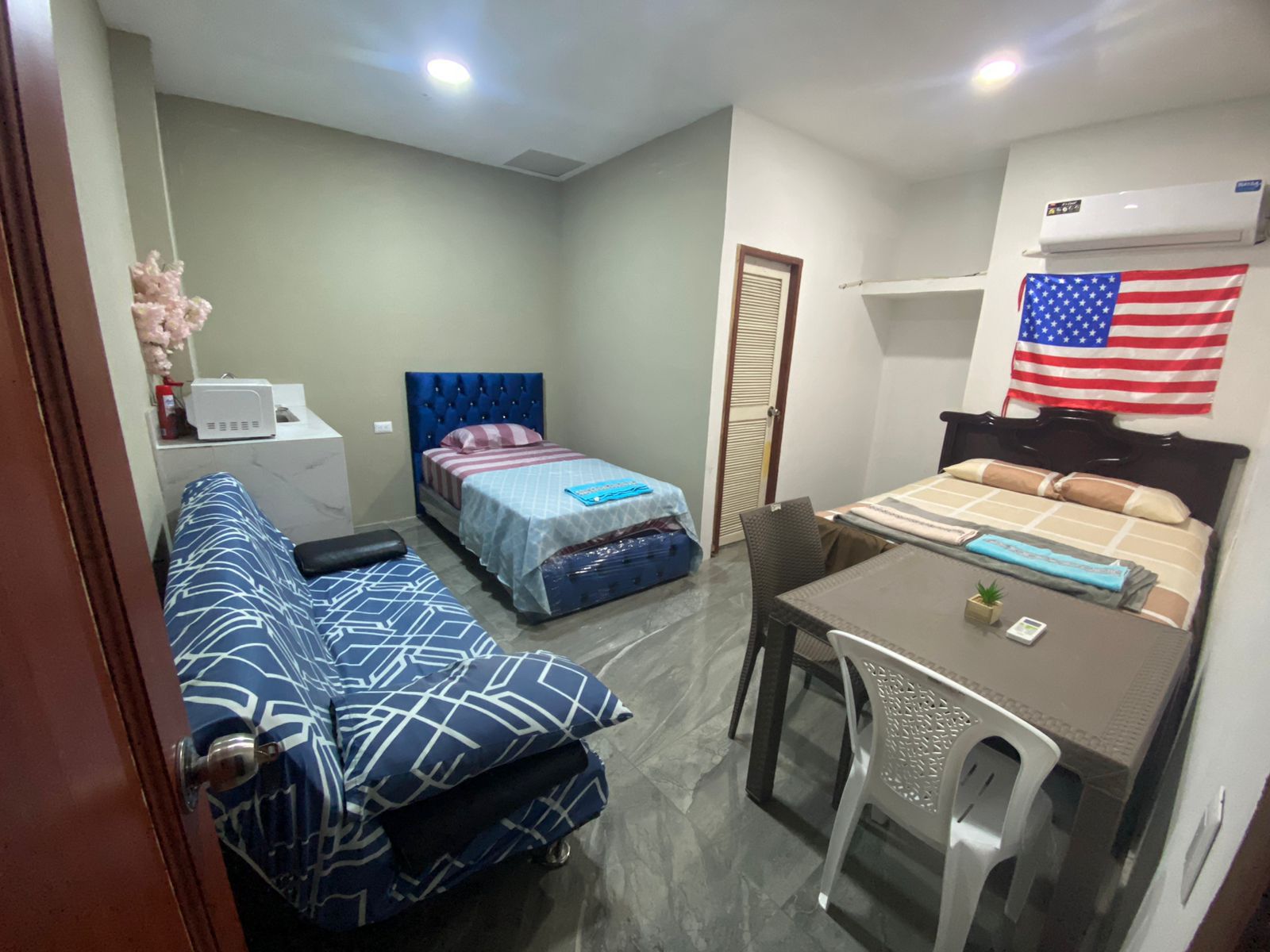 Habitación Equipada - Área de estar