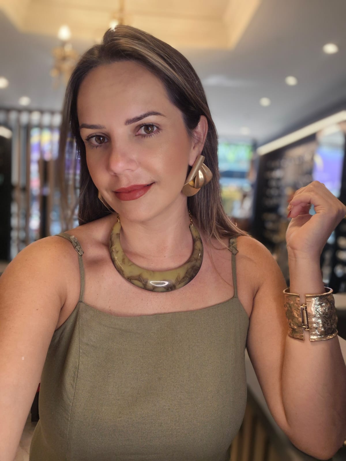Colar Espiral Dourado