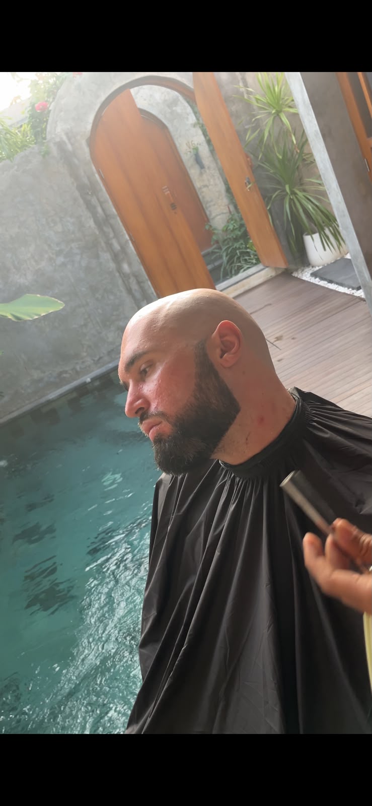 Men's hairstyle by BarberCall911