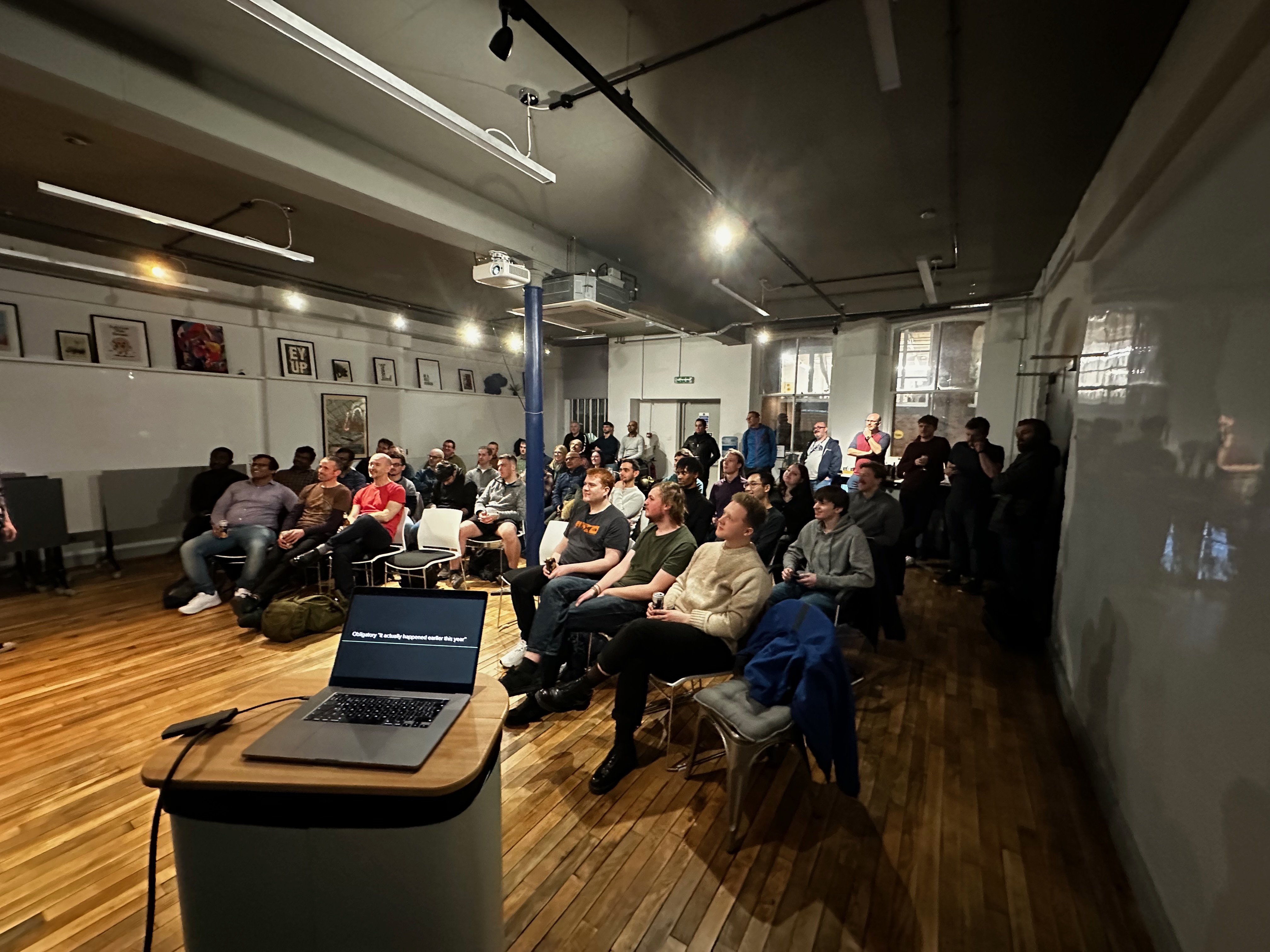 Full audience at a Cloud & Data community event