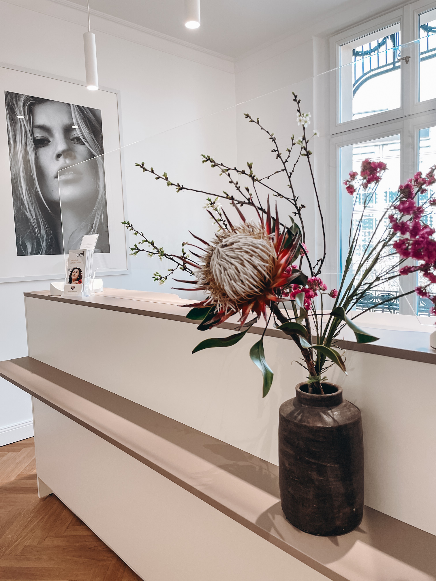 Empfangsbereich mit modernem Design