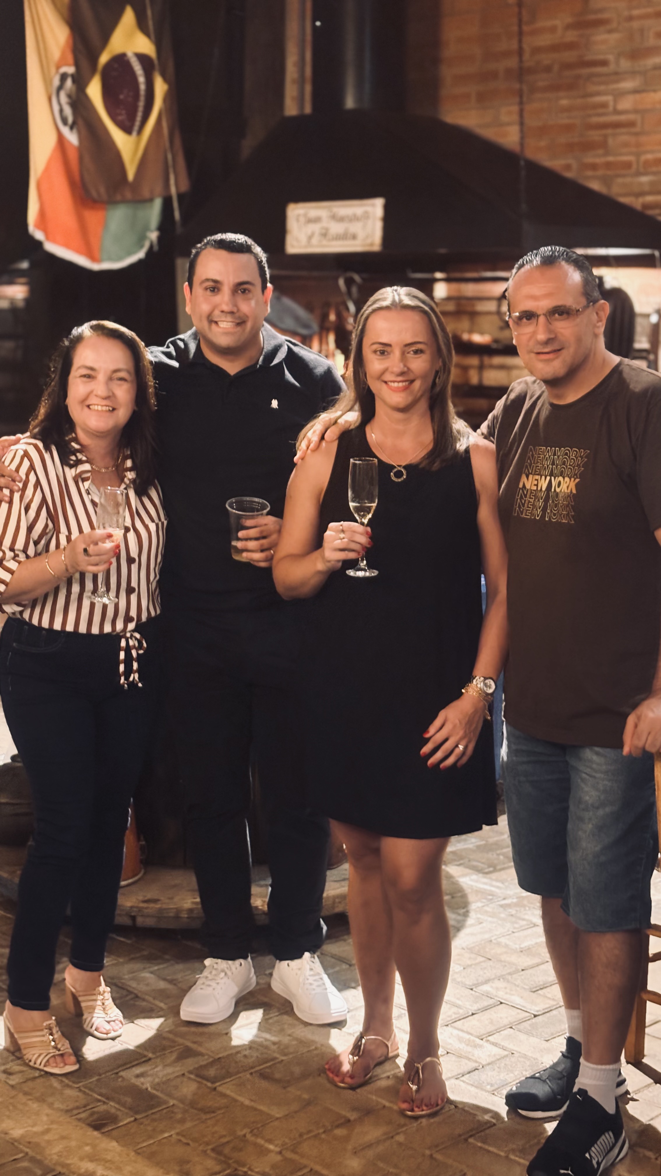 Confraternização com Clientes e Amigos - Foto 9
