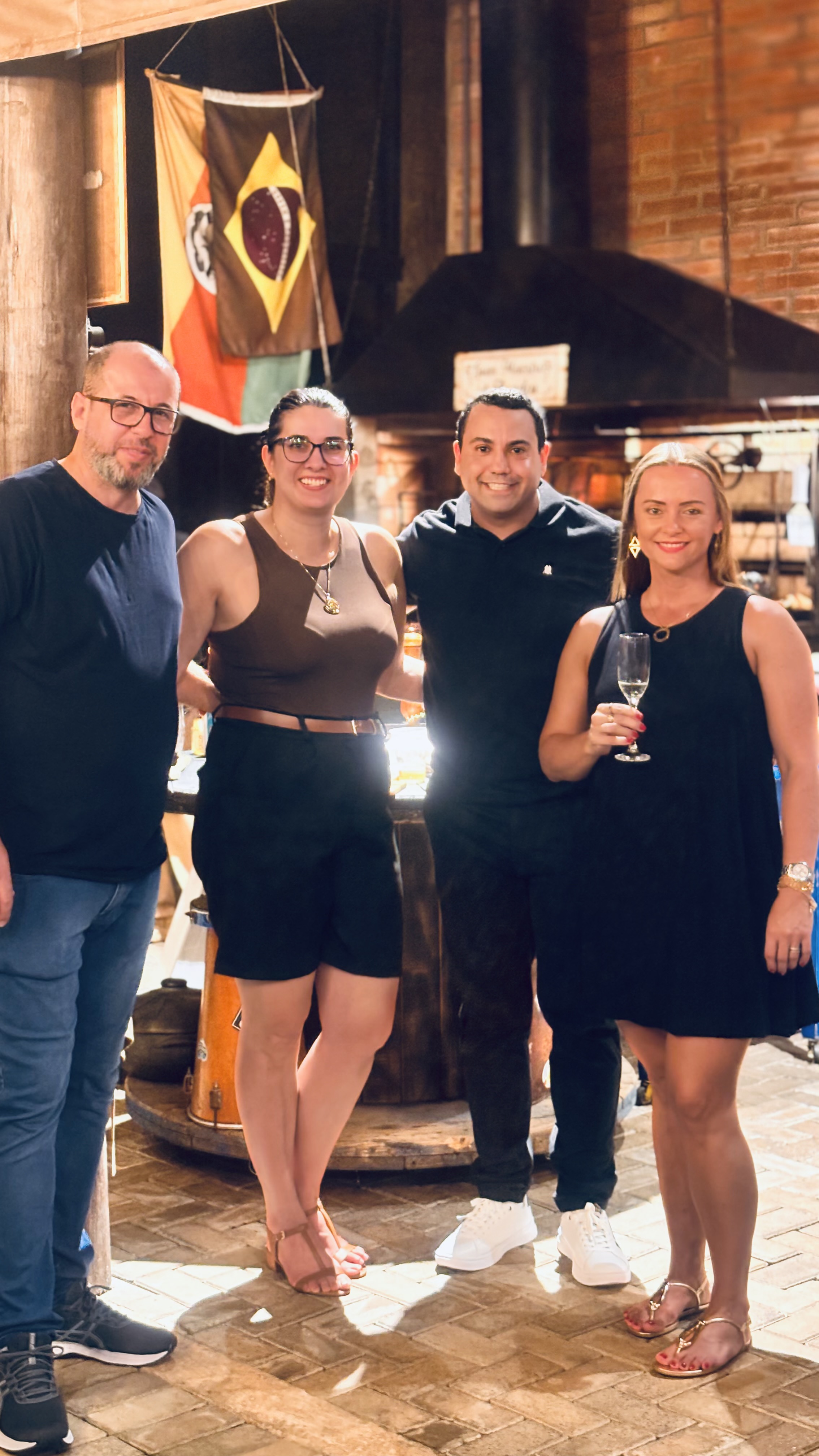 Confraternização com Clientes e Amigos - Foto 13