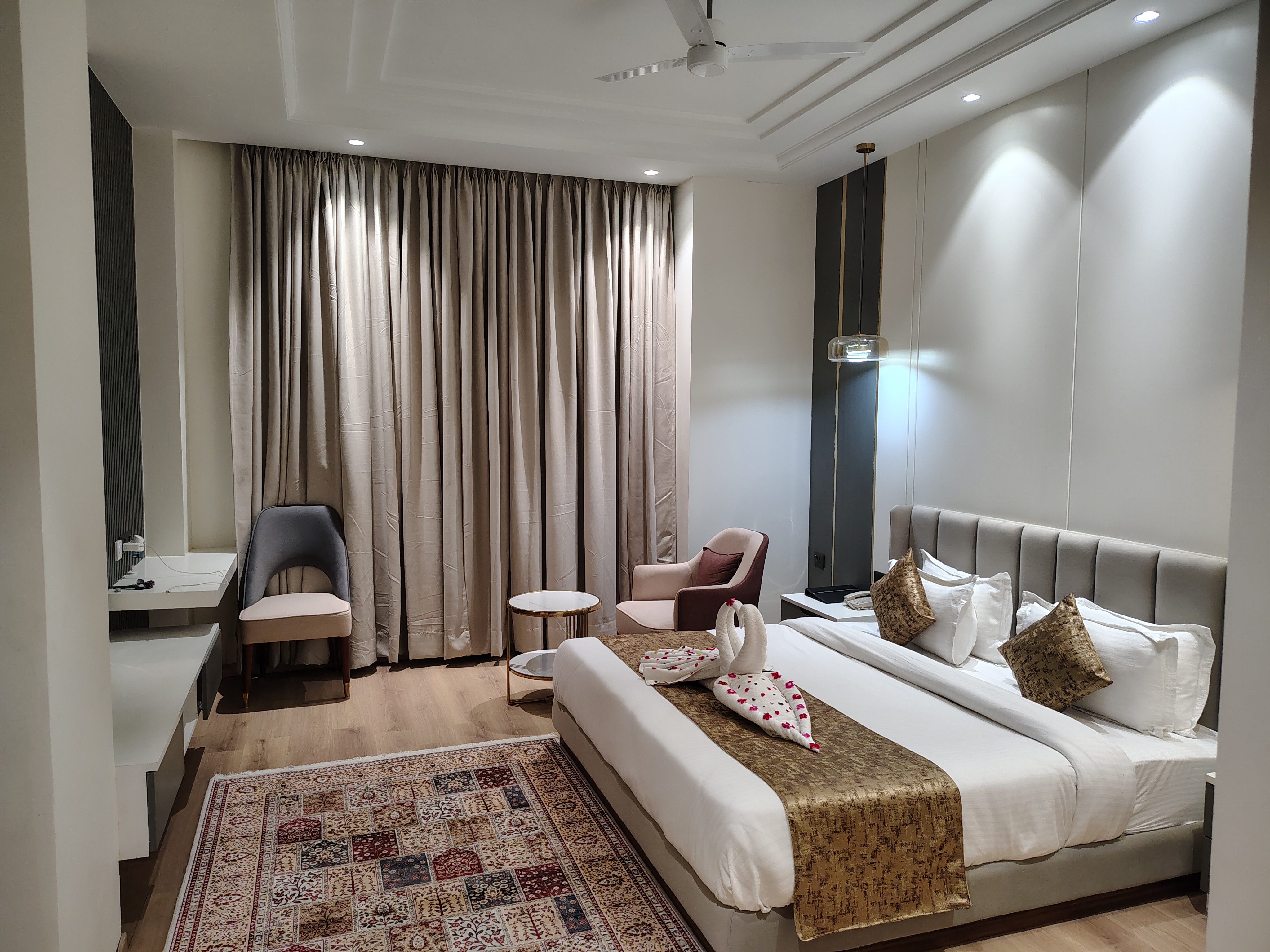 Signature Suites - 2